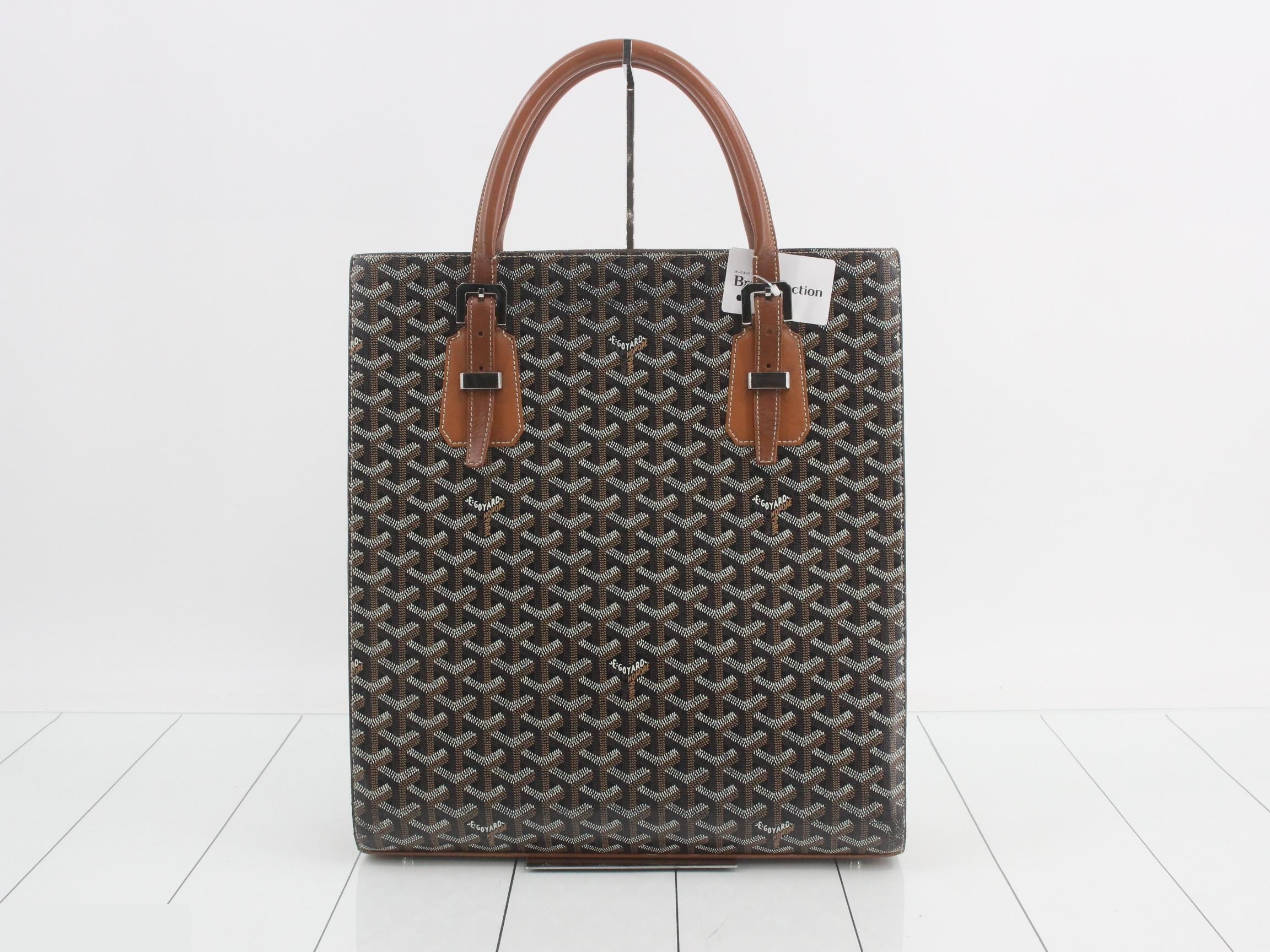 Men's Comole GM Handbag, Black & Tan, Vertical, Logo