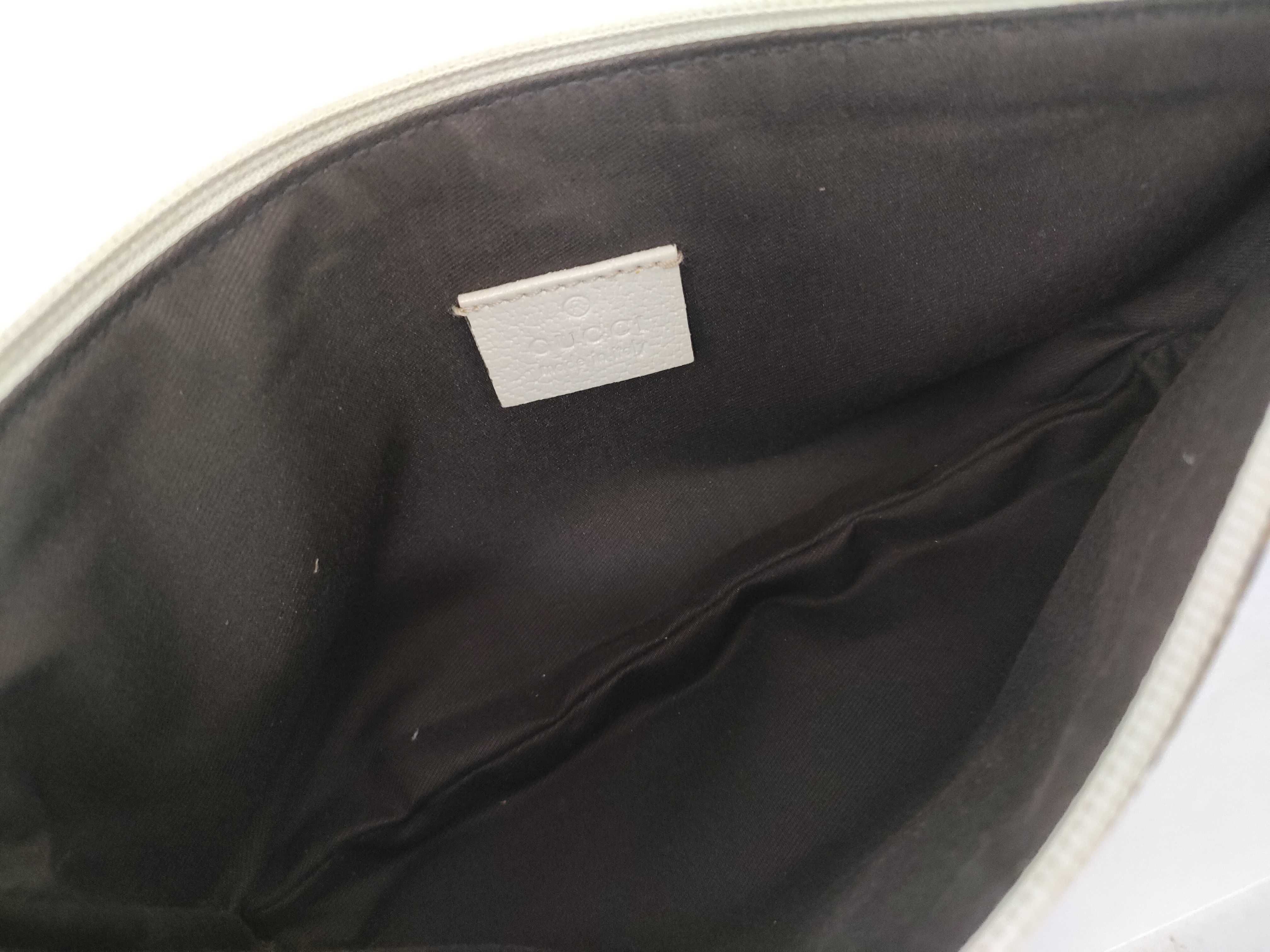 GG Canvas Handbag 190393 — view 9