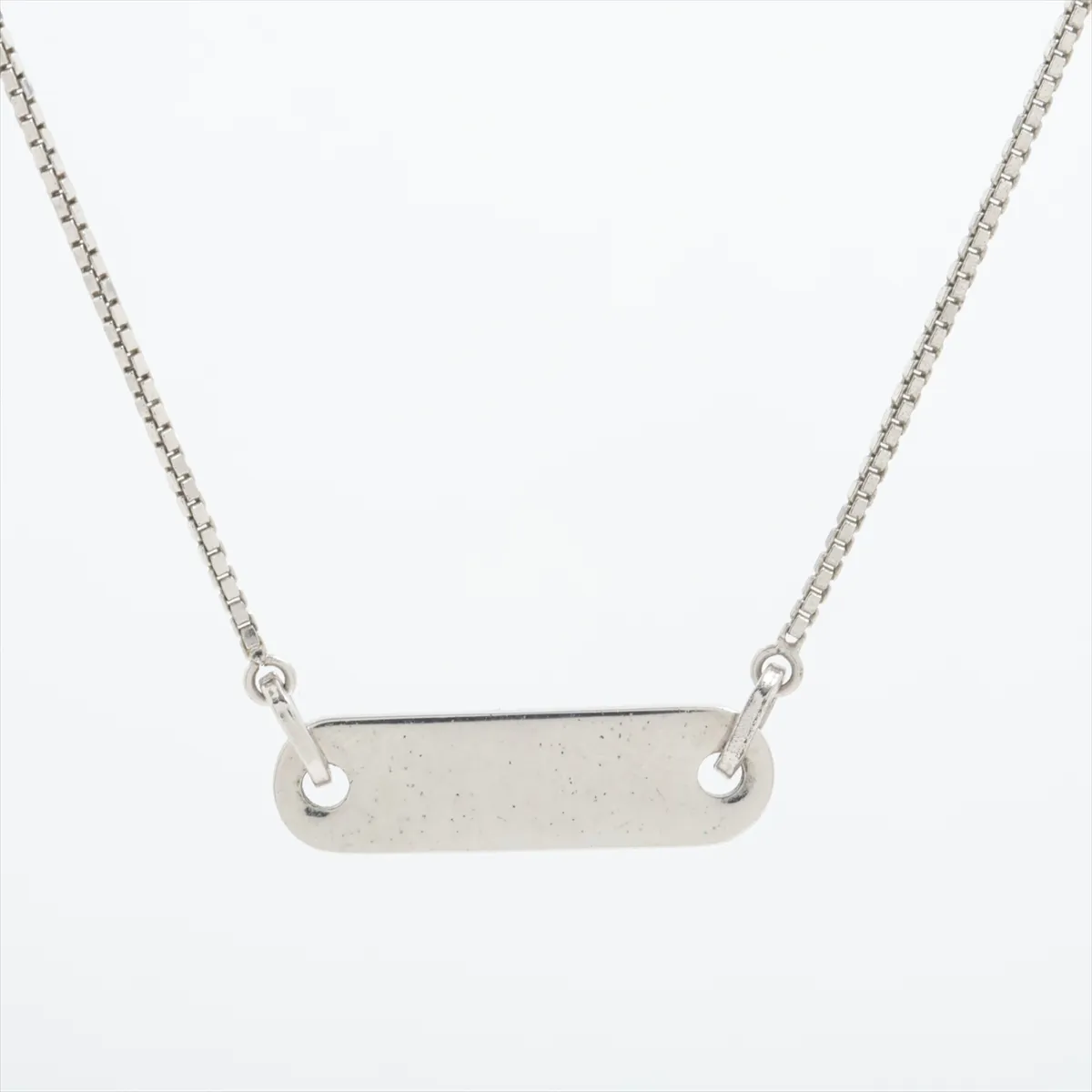 logo necklace, metal, silver. Shows — view 2