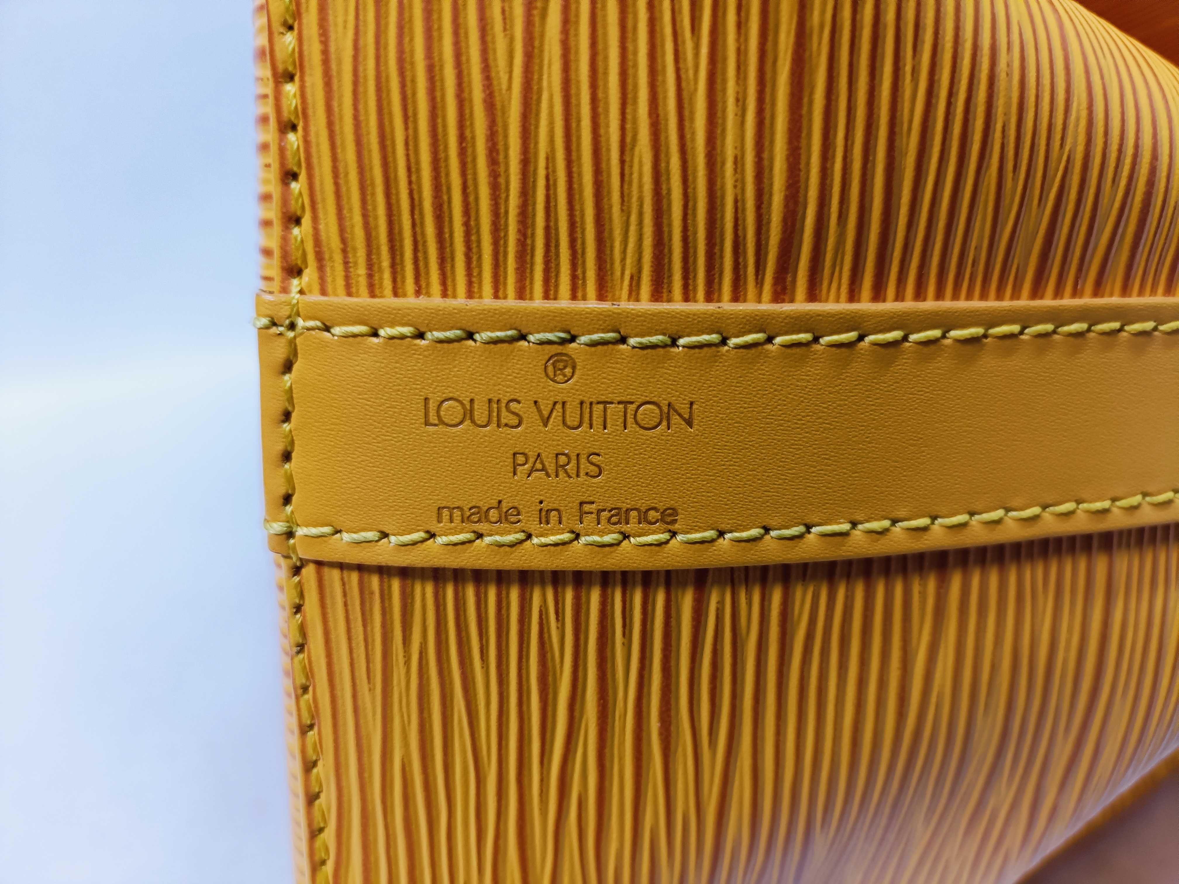 Epi M44109 Petit Noé Yellow Shoulder Bag — view 13