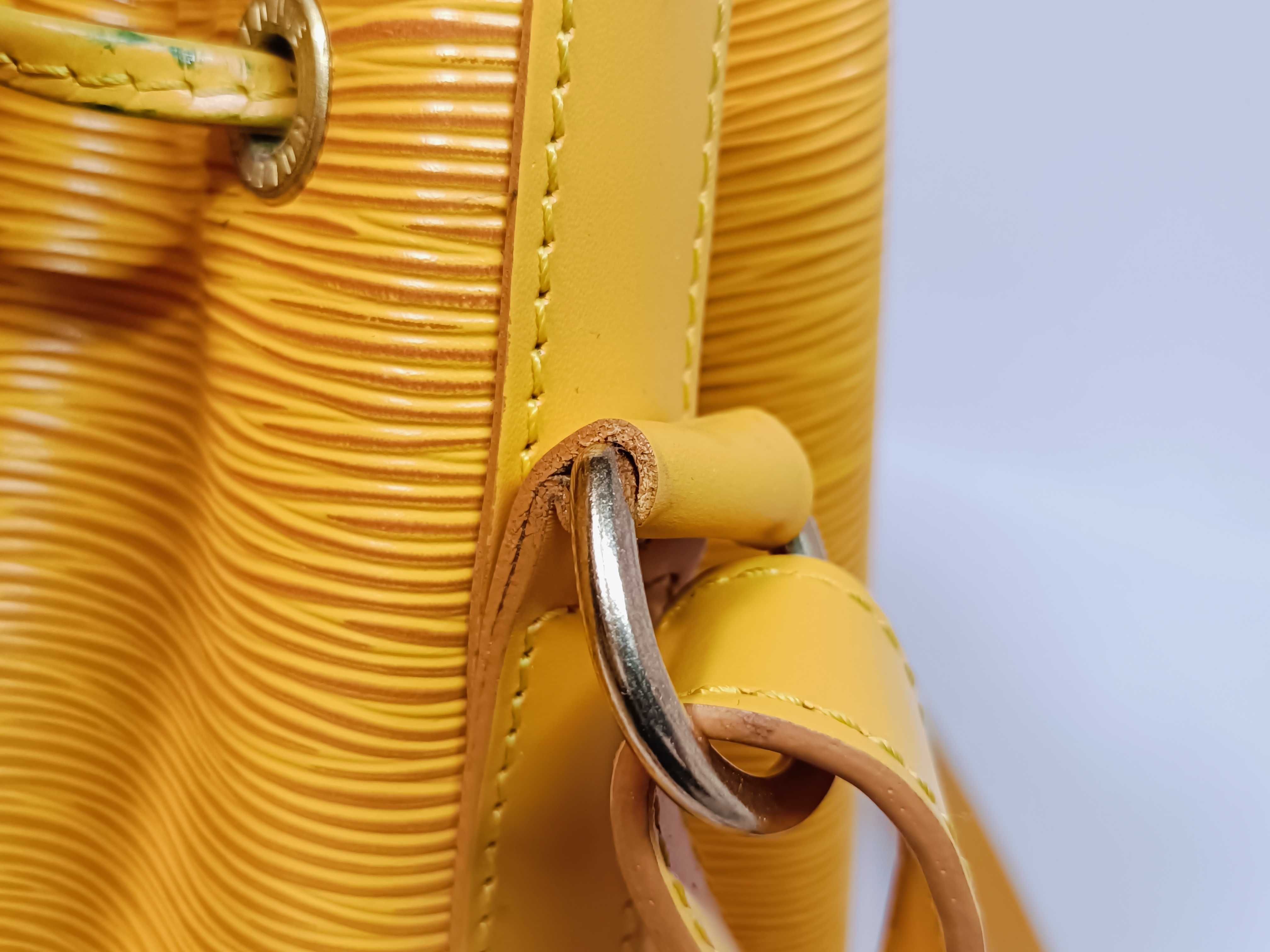 Epi M44109 Petit Noé Yellow Shoulder Bag — view 5