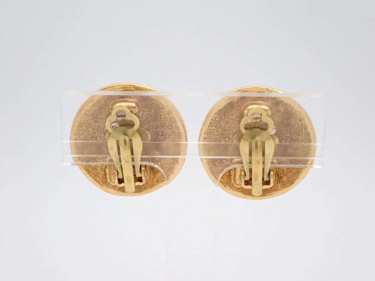 Gold earrings — view 2