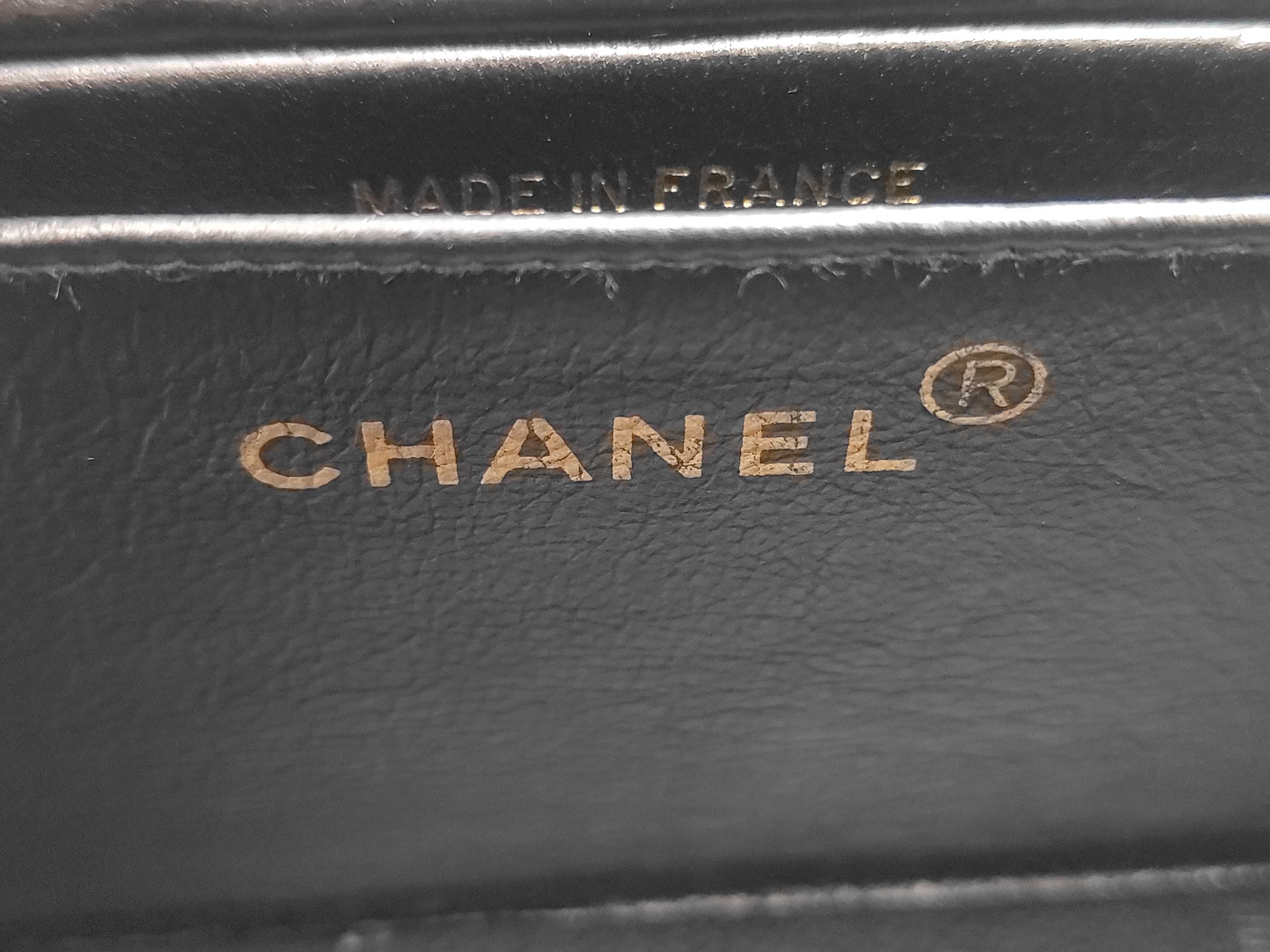 Vanity Handbag, Chain Top Handle, Matelassé, Patent Leather, Gold Hardware, Serial Number 3 Series, with Serial Seal. — view 12