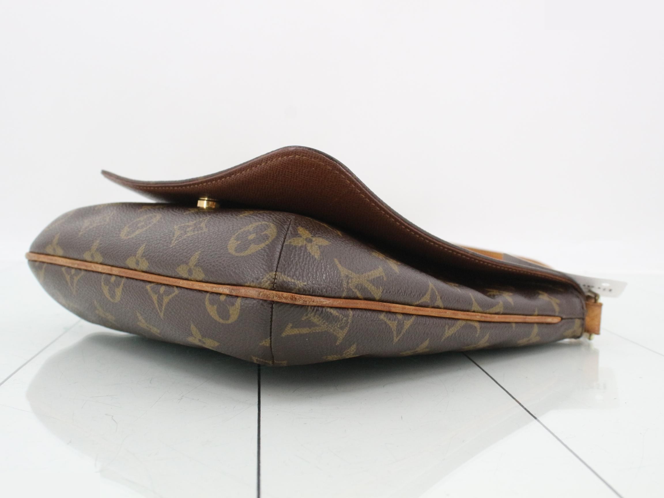 M51387 Musette Salsa Long Shoulder Bag — view 6
