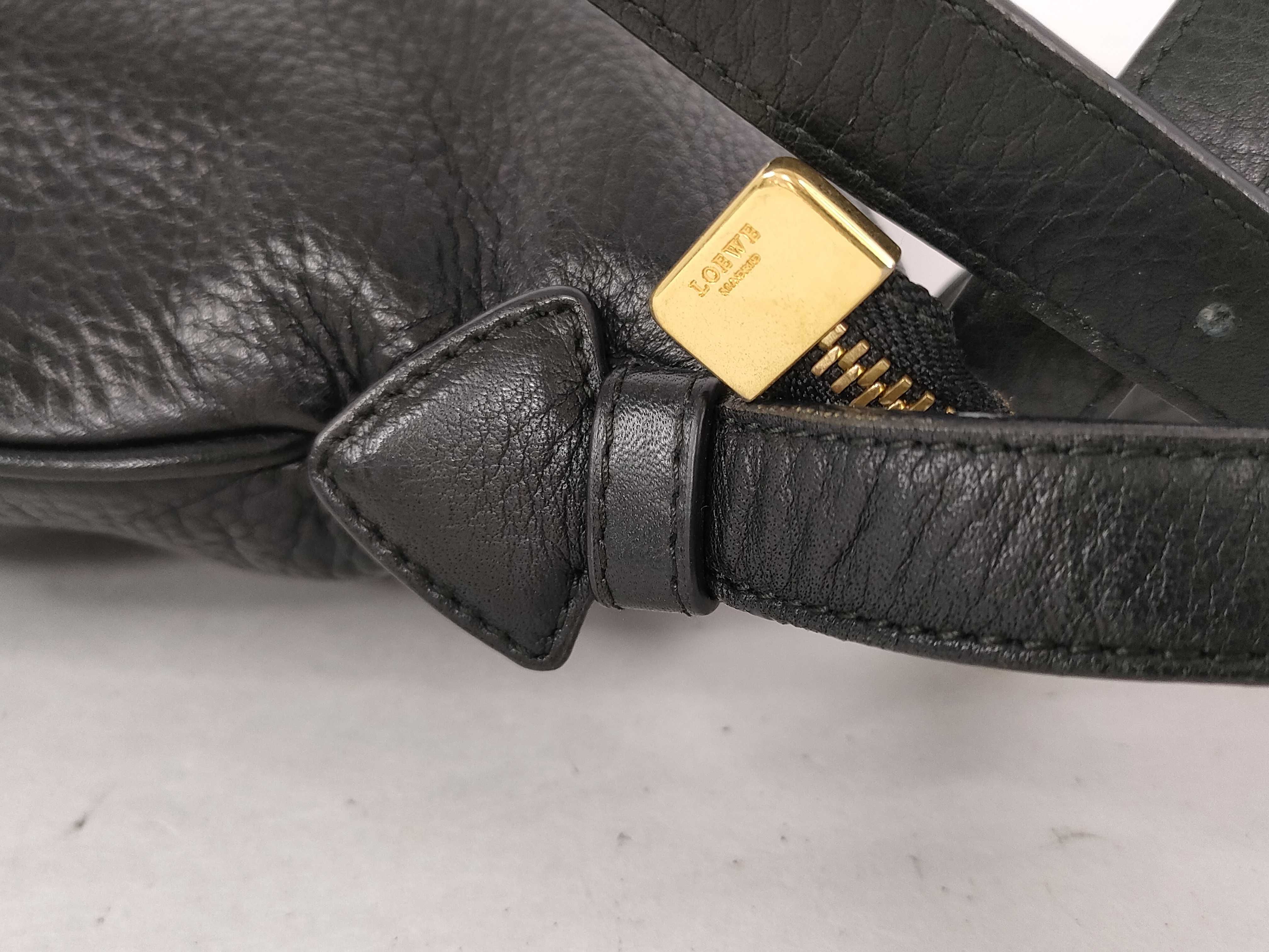 Heritage Messenger Shoulder Bag — view 5