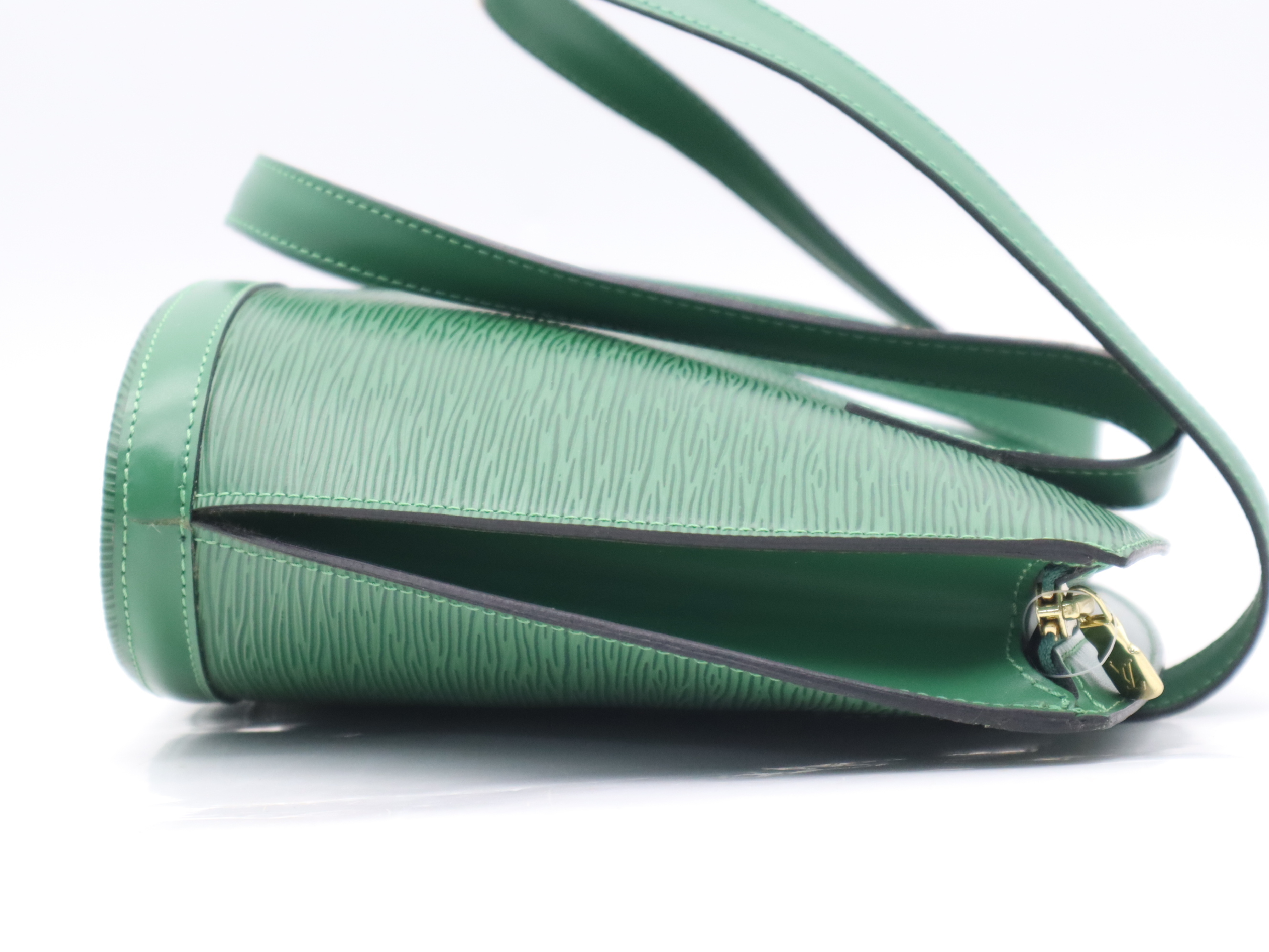 M52274 Epi Saint Jacques Borneo Green Tote Bag — view 5