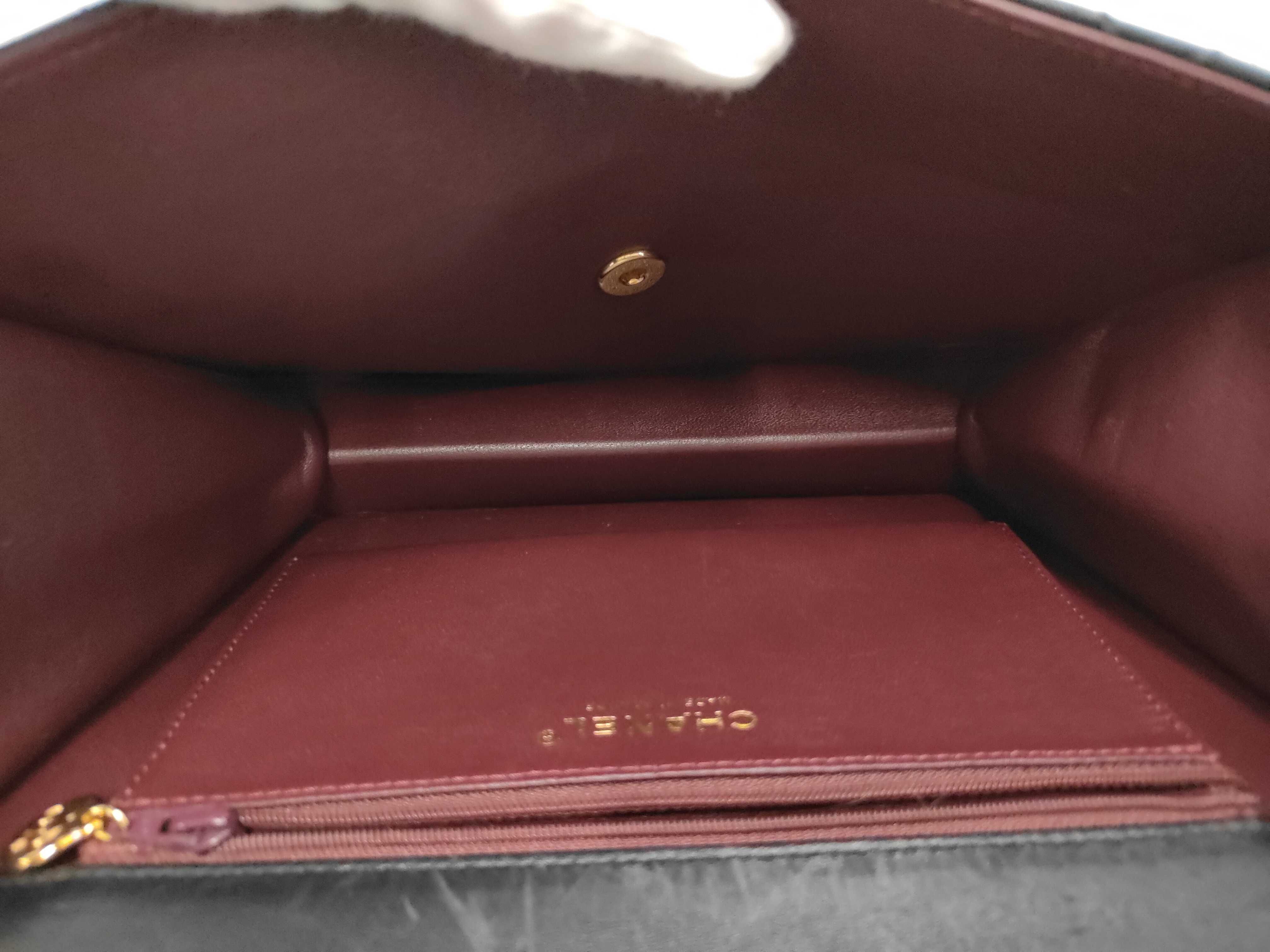 A03570 Single Flap Matelassé Shoulder Bag (Serial Number 14) Gold Hardware — view 9