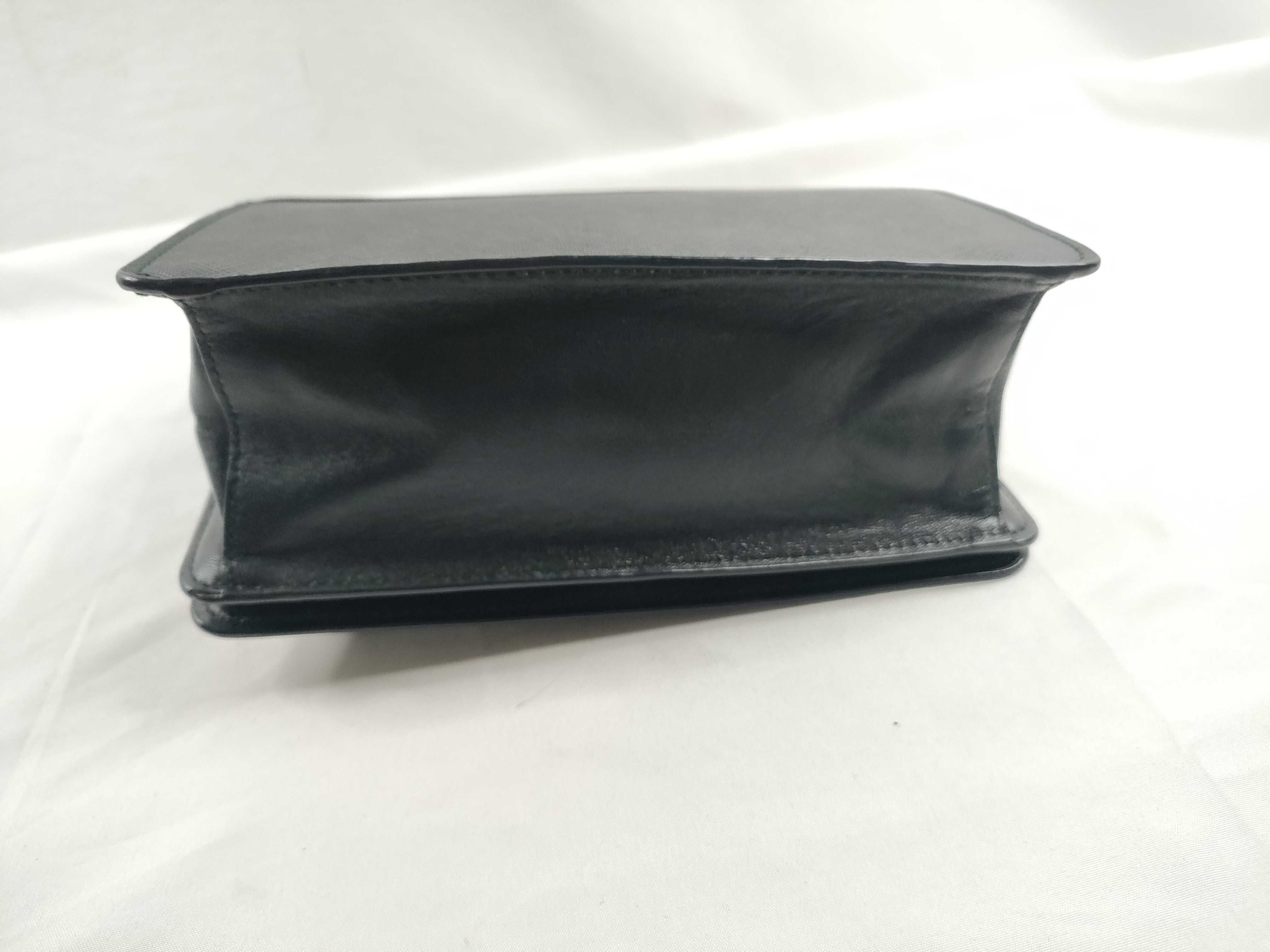 Chain Shoulder Bag, Leather, Black Shoulder Bag — view 4