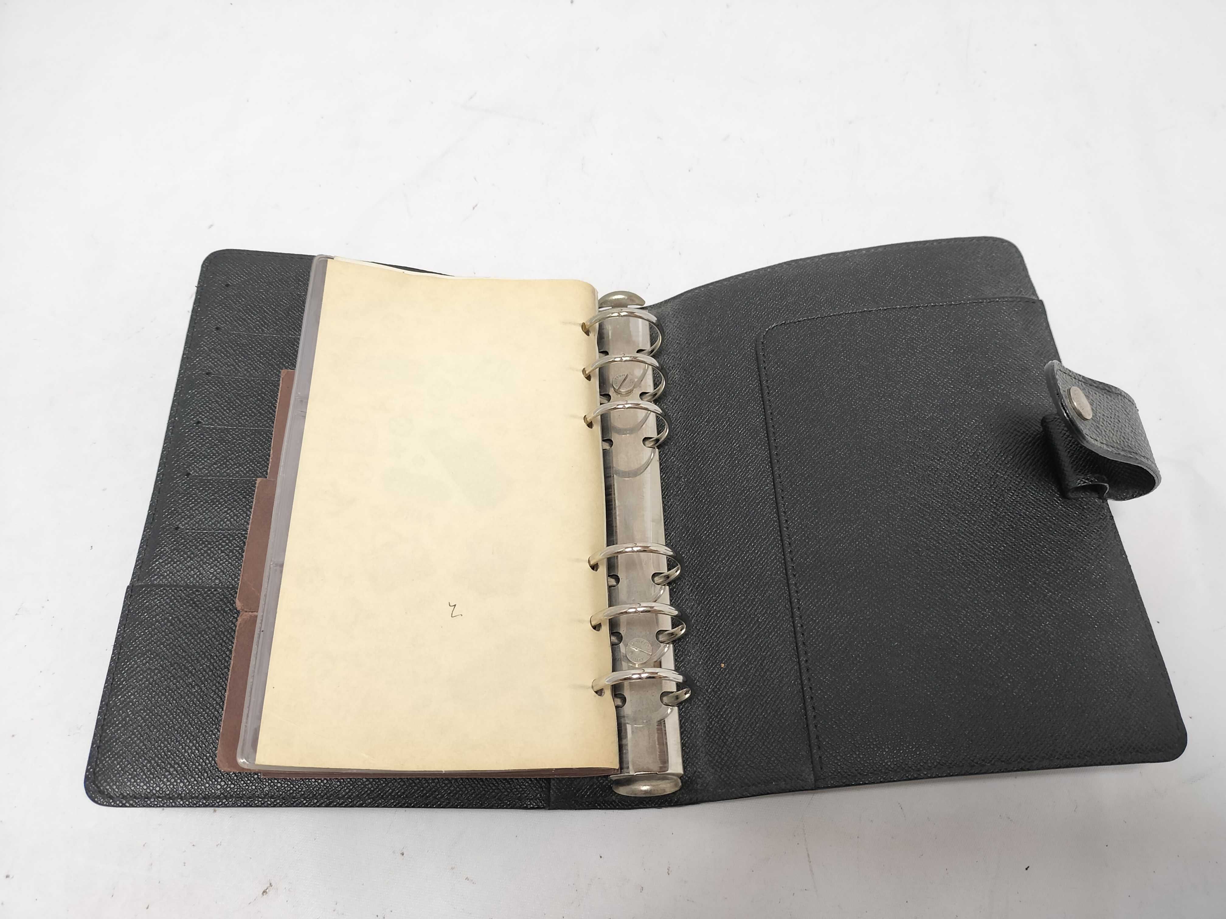 Vuitton Graphite Agenda MM R20242 SP4110 Notebook Cover — view 11