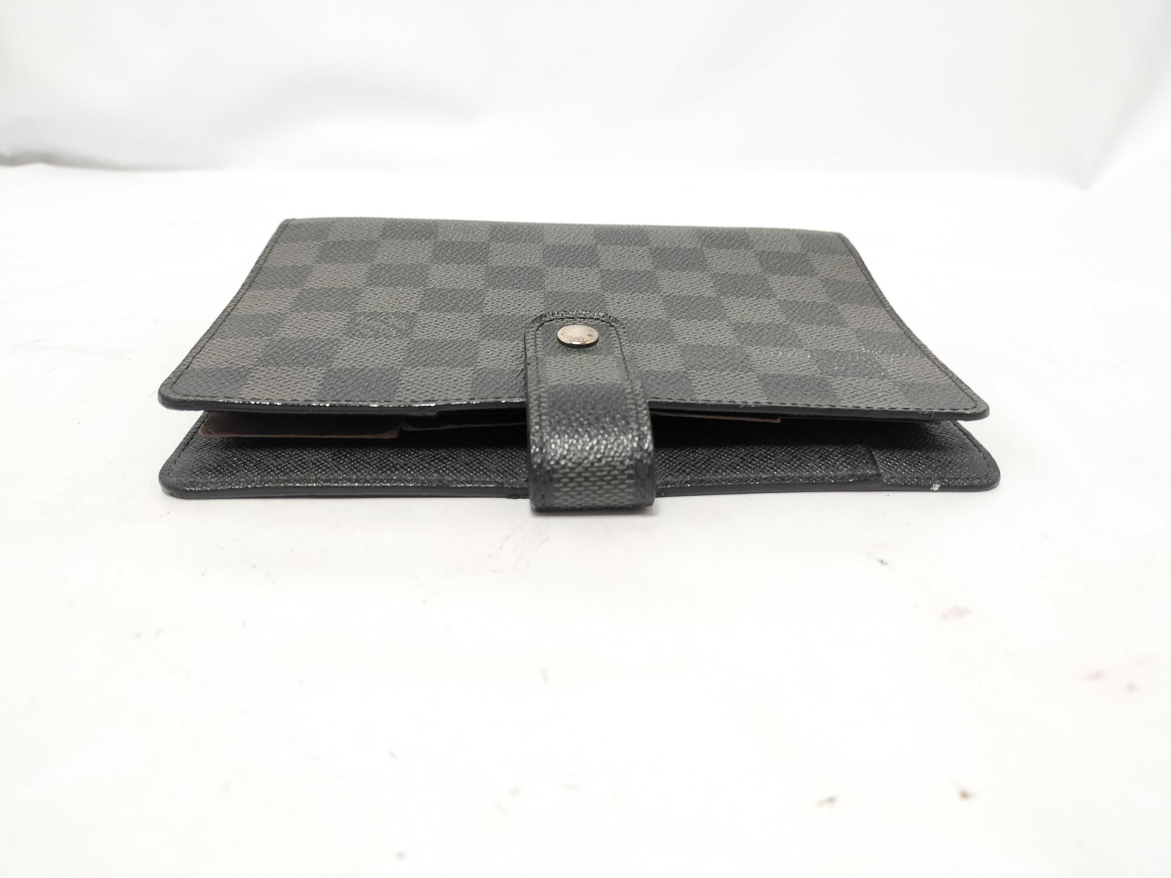 Vuitton Graphite Agenda MM R20242 SP4110 Notebook Cover — view 4