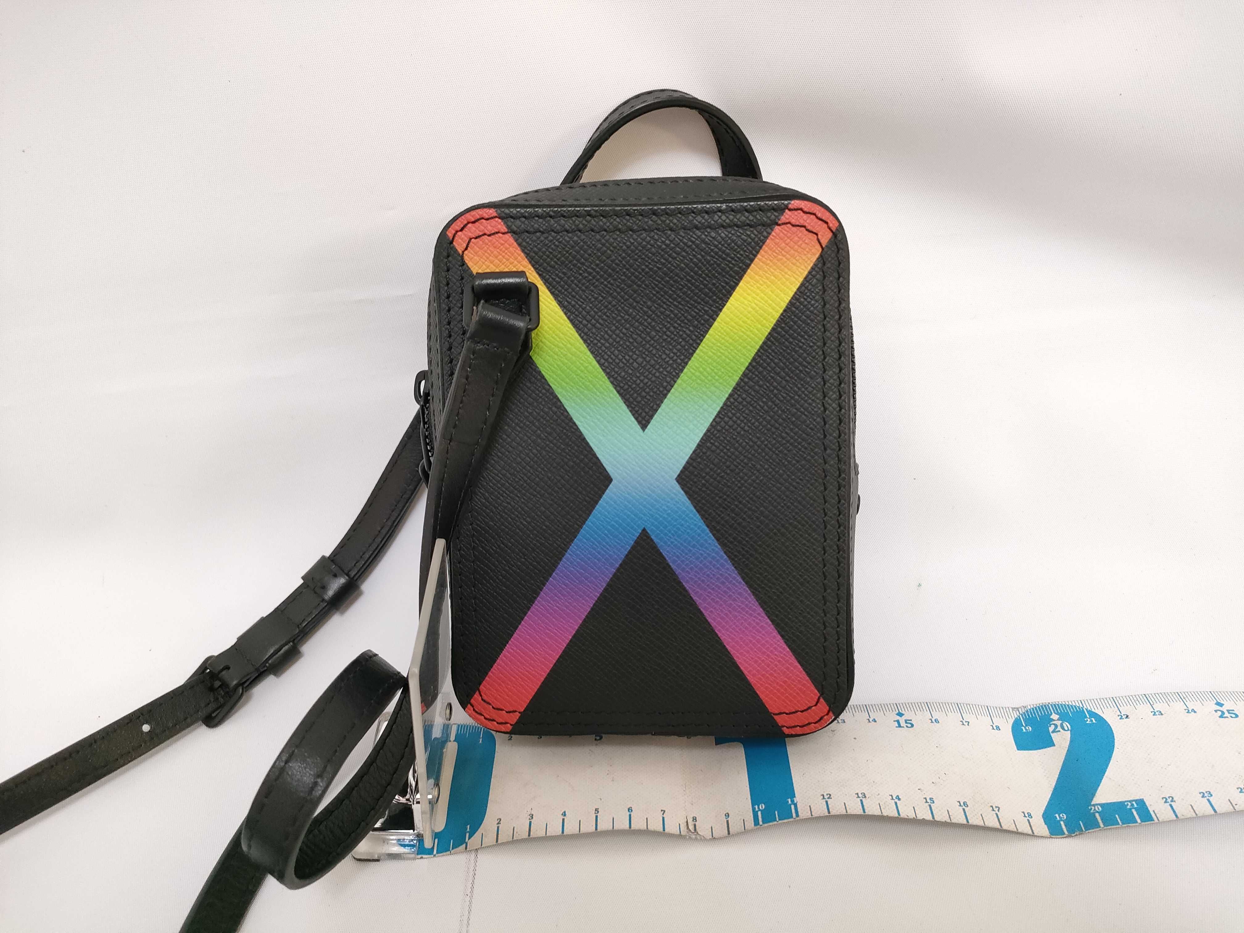 Taiga Rainbow Danube Messenger Shoulder Bag — view 2