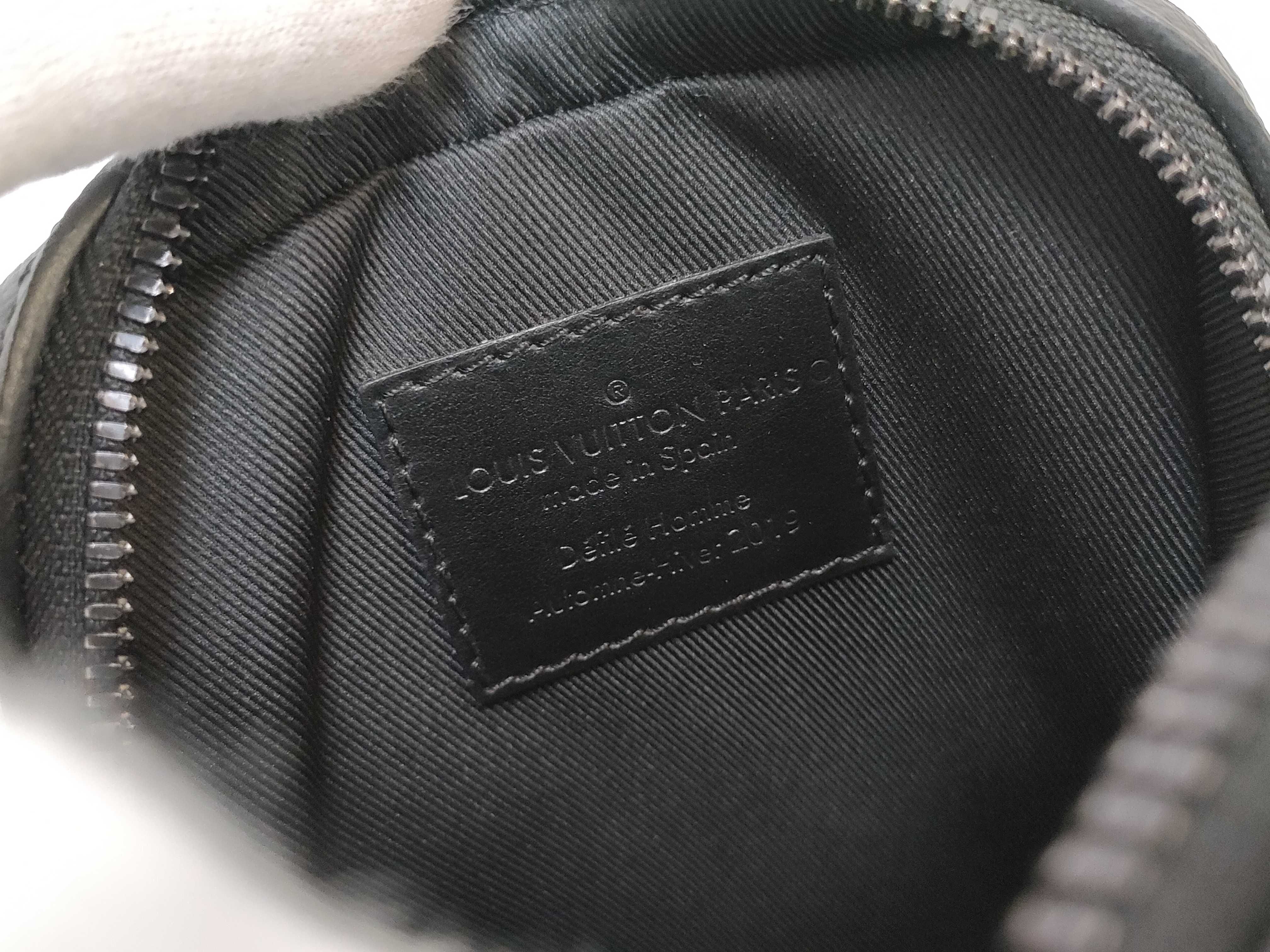 Taiga Rainbow Danube Messenger Shoulder Bag — view 11