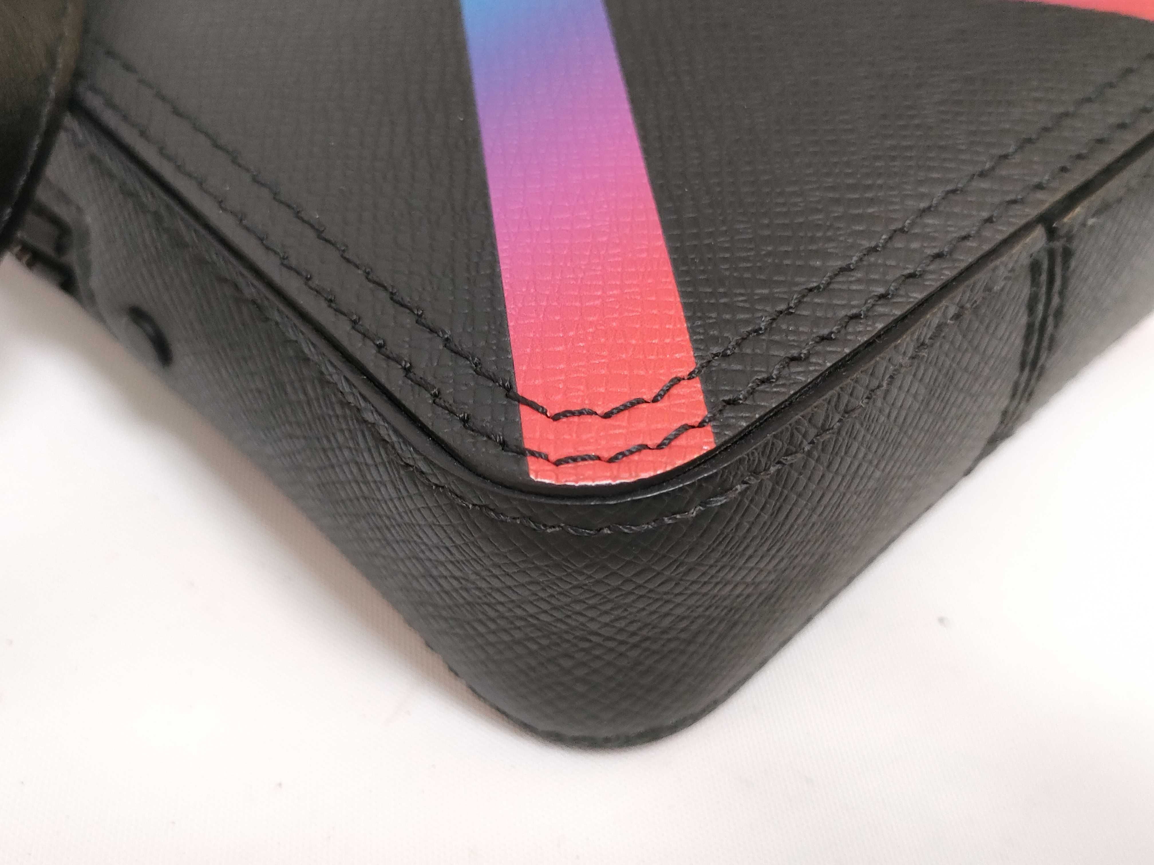 Taiga Rainbow Danube Messenger Shoulder Bag — view 5