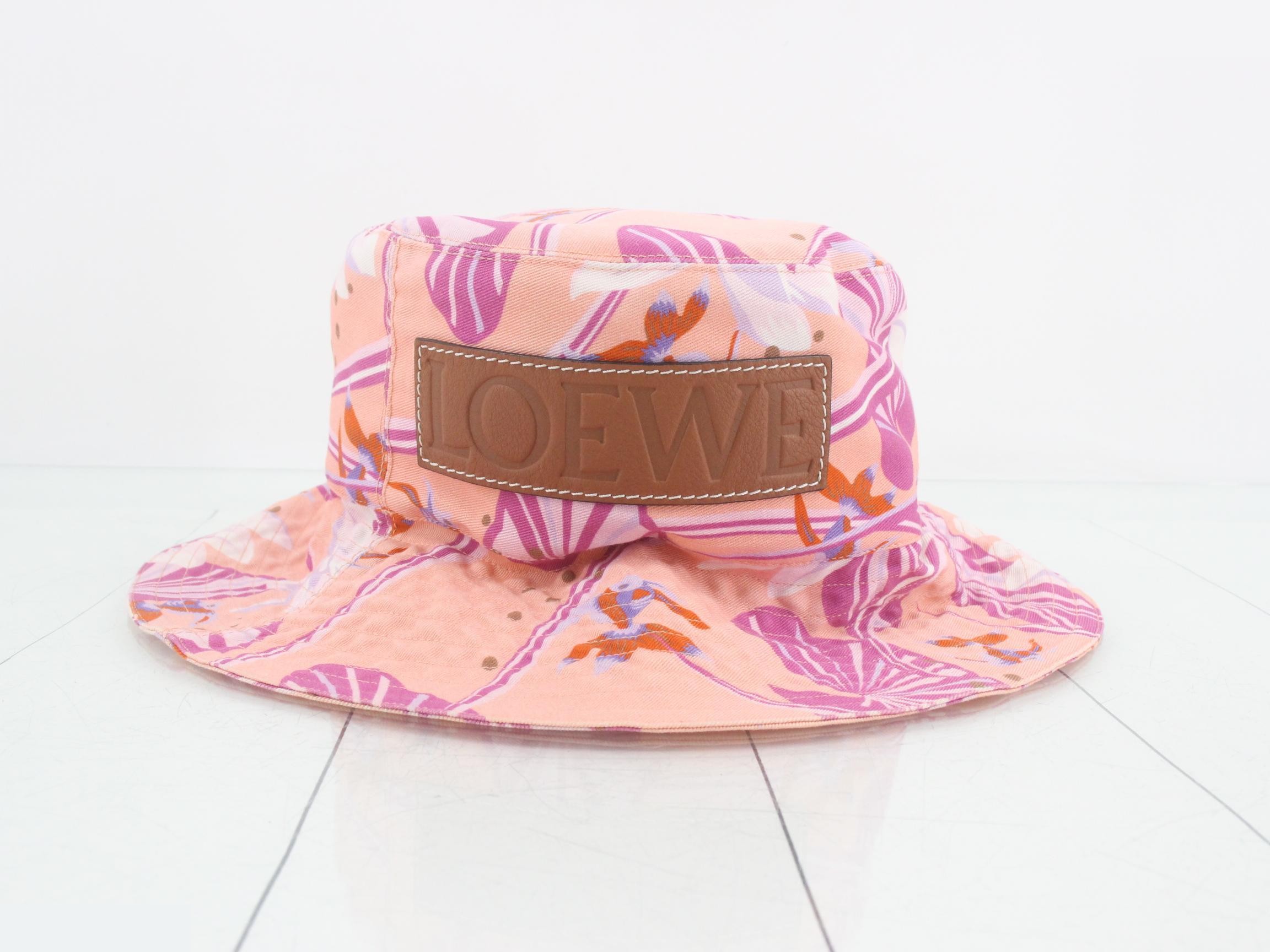 Logo patch, all-over print, canvas hat, pink.