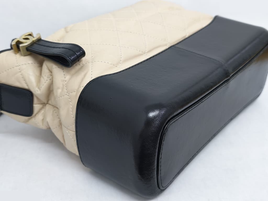 GABRIELLE MEDIUM BEIGE AGED CALFSKIN — view 3