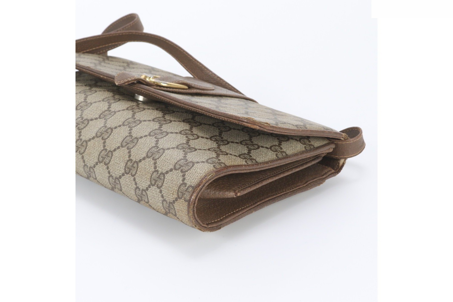 GG Supreme 904 02 050 Leather Shoulder Bag — view 4