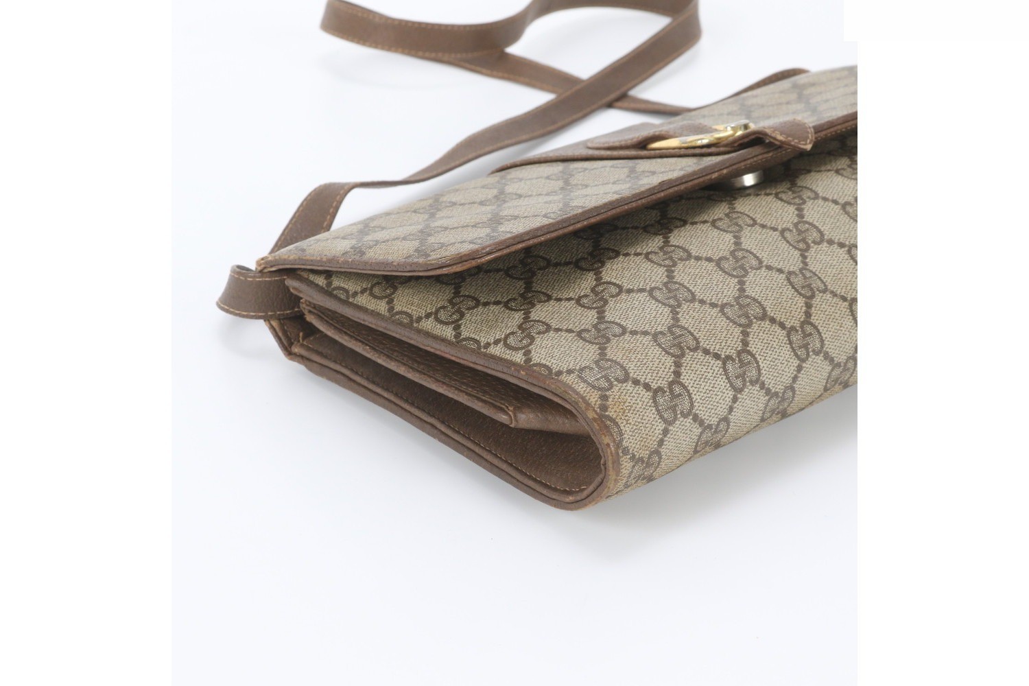 GG Supreme 904 02 050 Leather Shoulder Bag — view 5