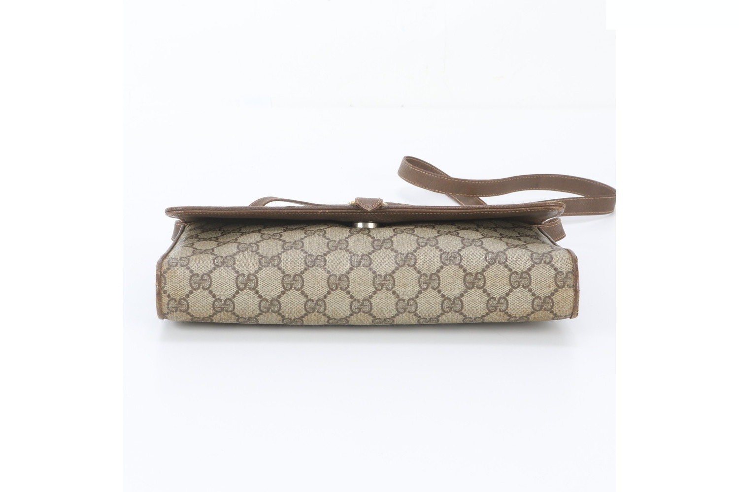 GG Supreme 904 02 050 Leather Shoulder Bag — view 6