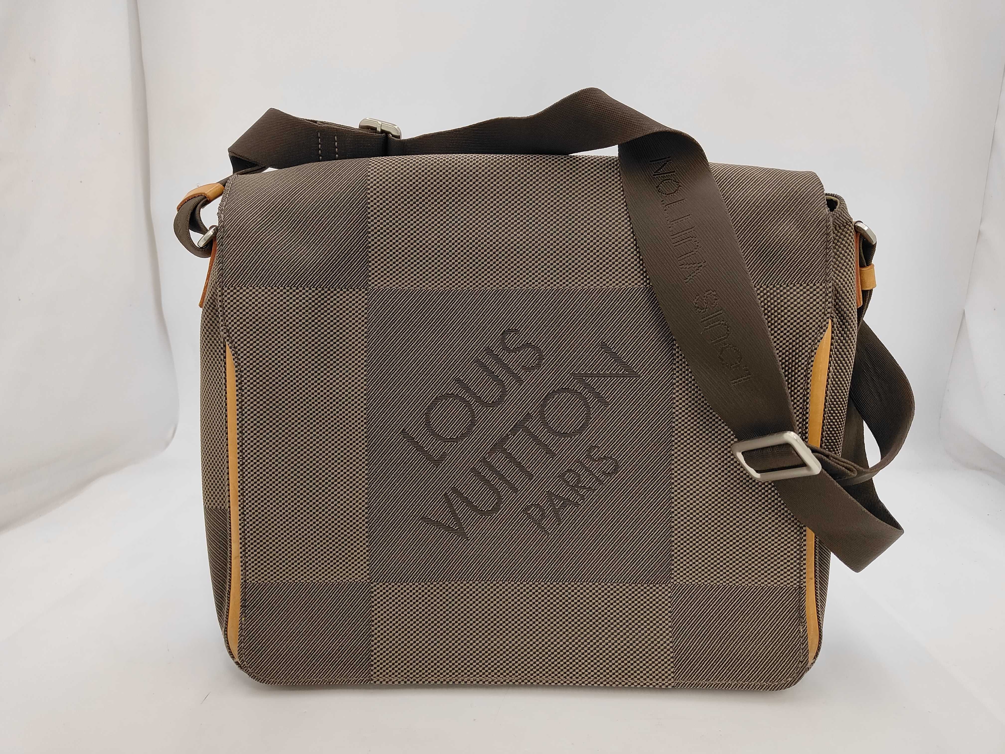 Damier Bag DAMIER GEANT MESSENGER M93030 Shoulder Bag