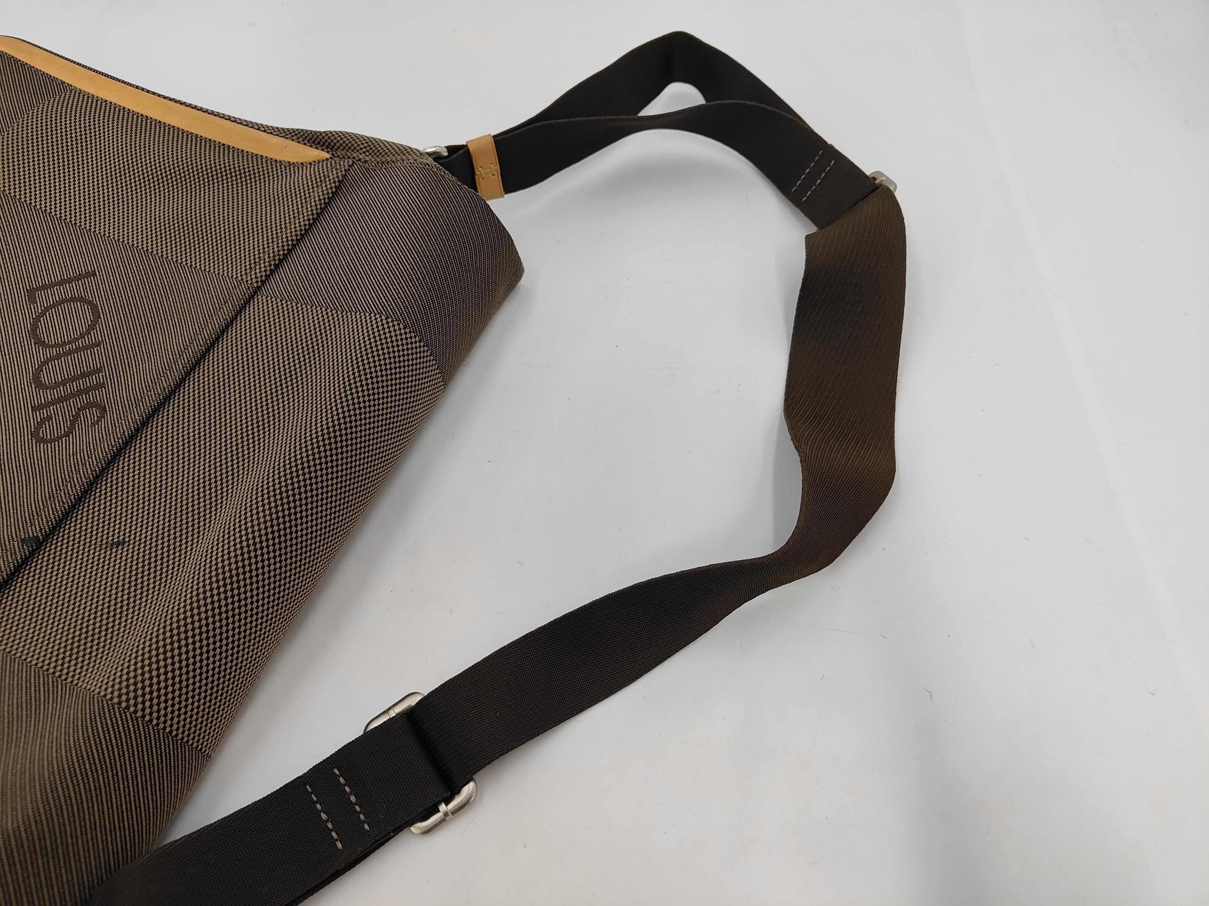Damier Bag DAMIER GEANT MESSENGER M93030 Shoulder Bag — view 5