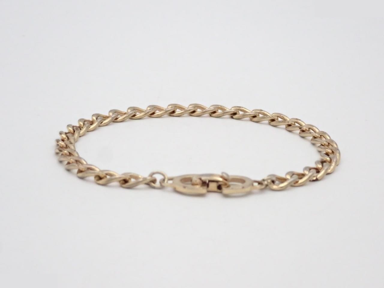 Bracelet: Wrist circumference approximately 18 cm — view 2