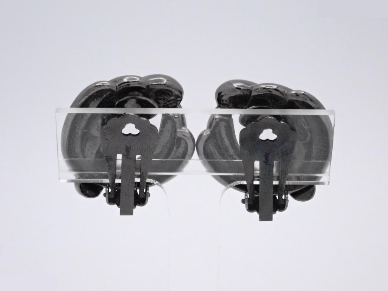 Other lines: Precious metals and earrings — view 2