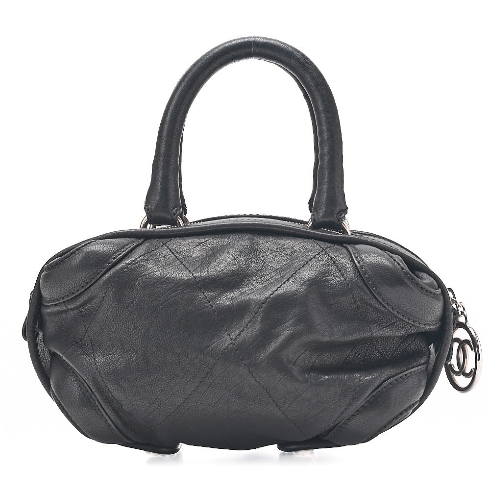 Caviar leather matelassé handbag with Coco charm, black. — view 4