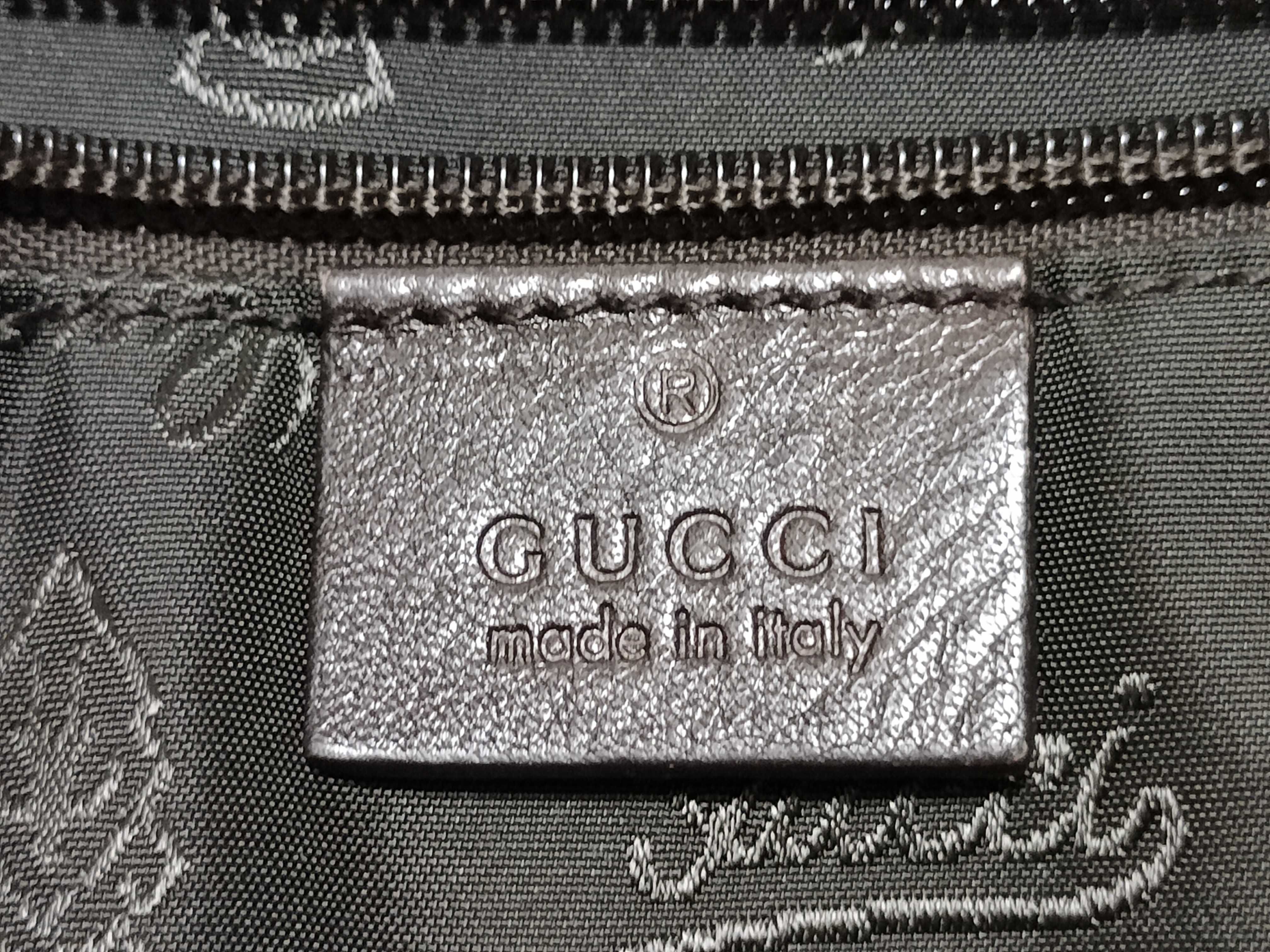 GG Guccissima Leather Business Bag Shoulder Bag with Serial Number, Key, and Padlock — view 13