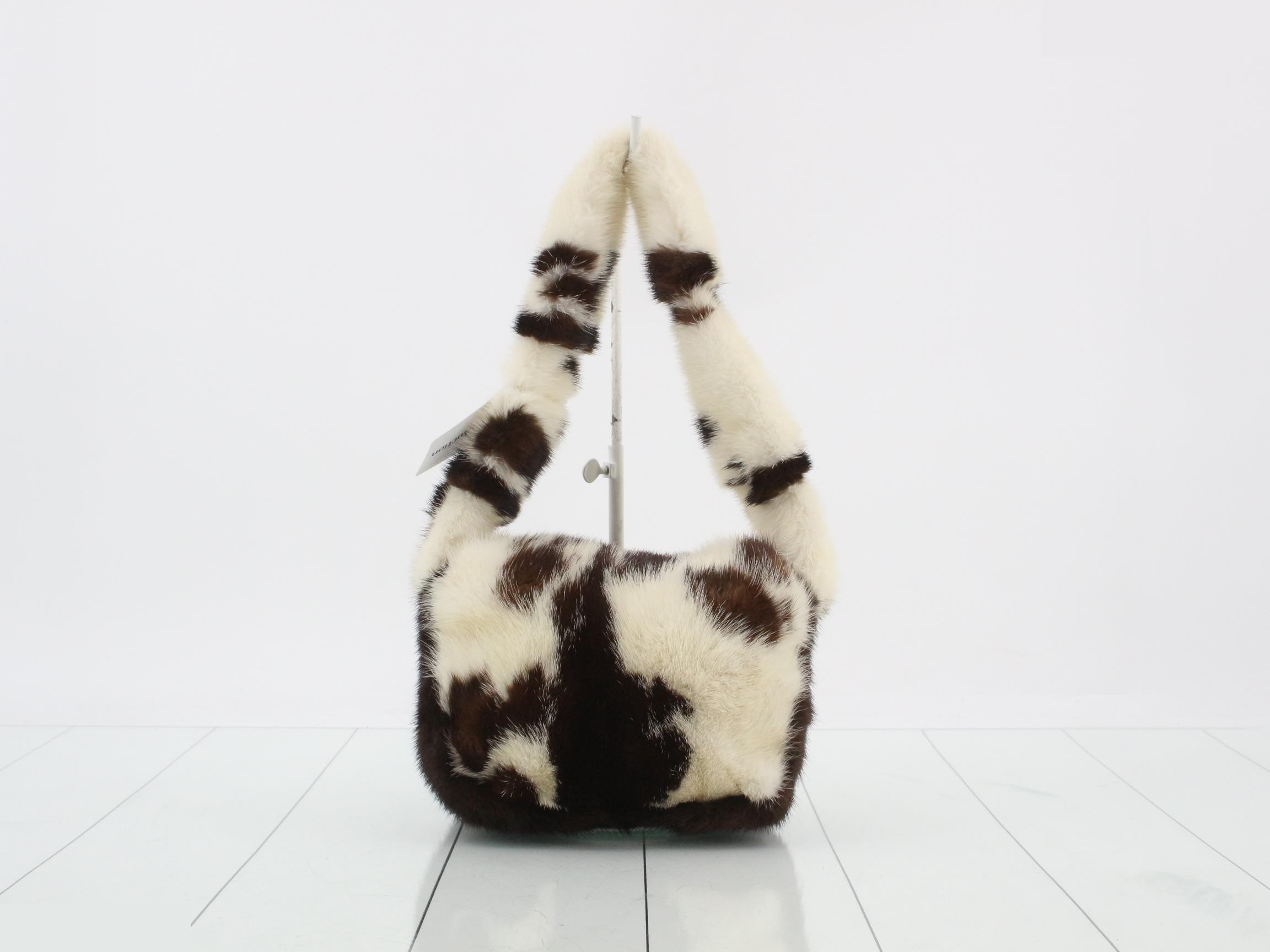 Calfskin one-shoulder bag — view 2