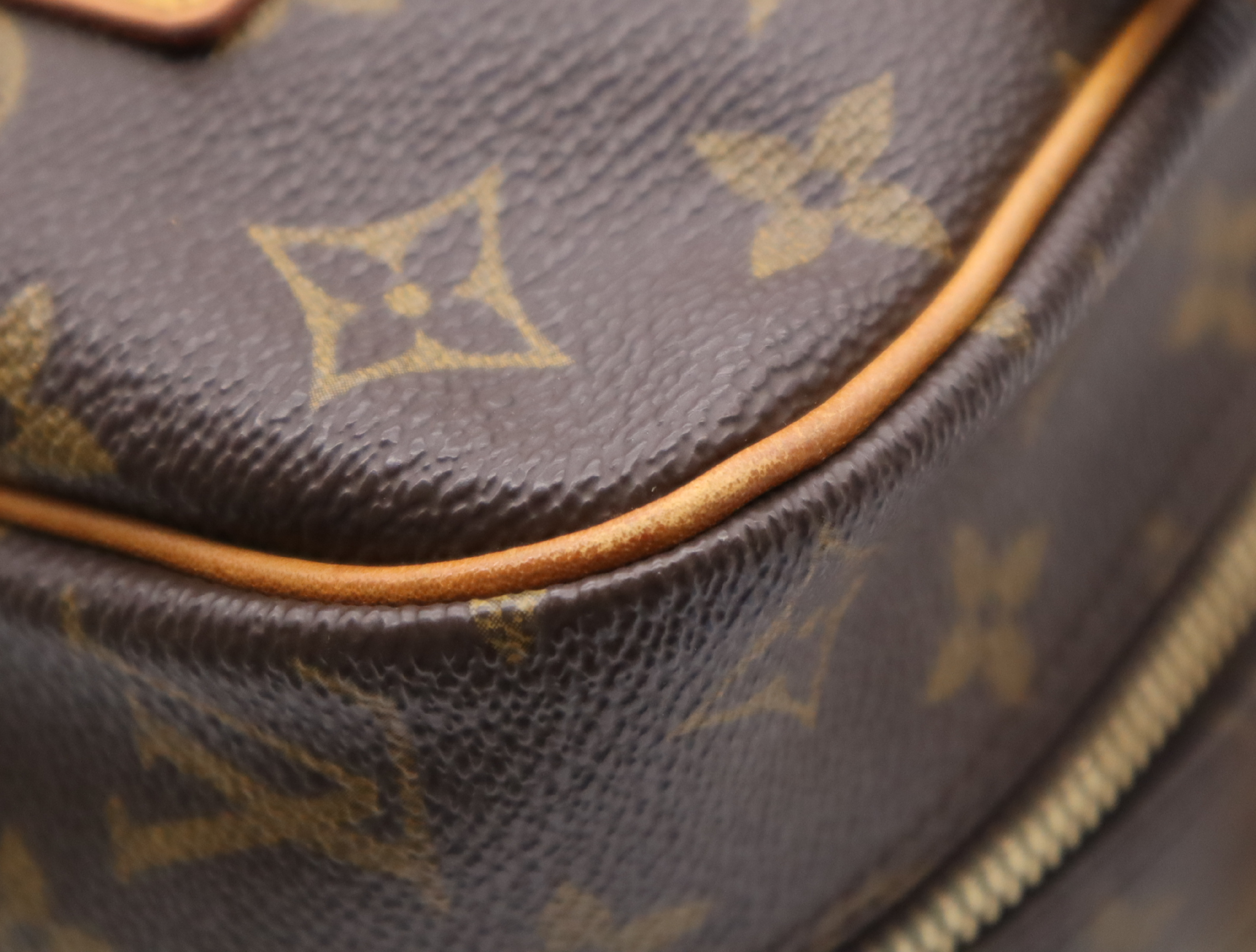 M51181 Monogram Cite GM Shoulder Bag — view 8