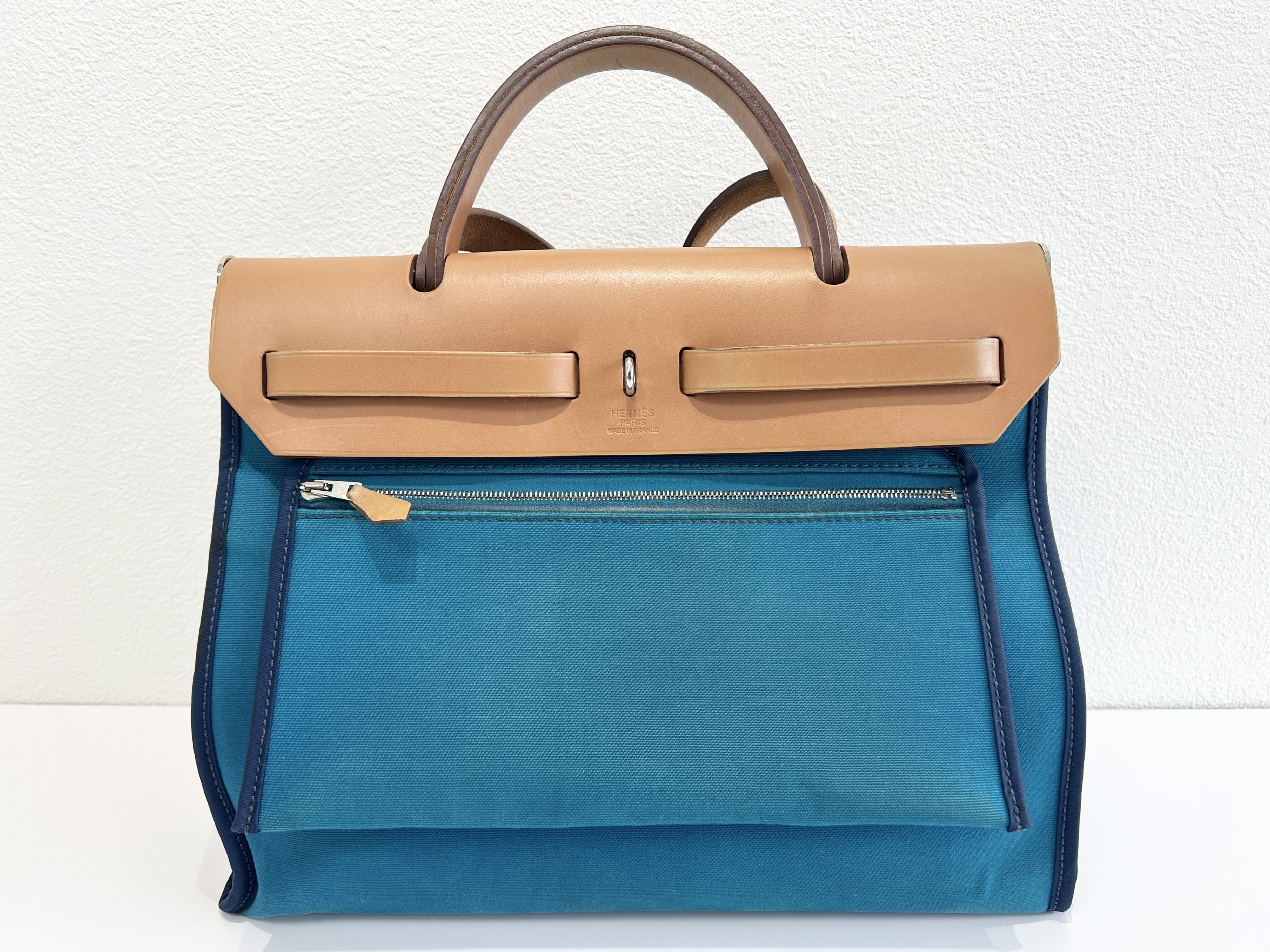 Herbag PM 31 Toile Officier Q stamp Canvas Leather 2-way Handbag with Pouch Shoulder Bag — view 3