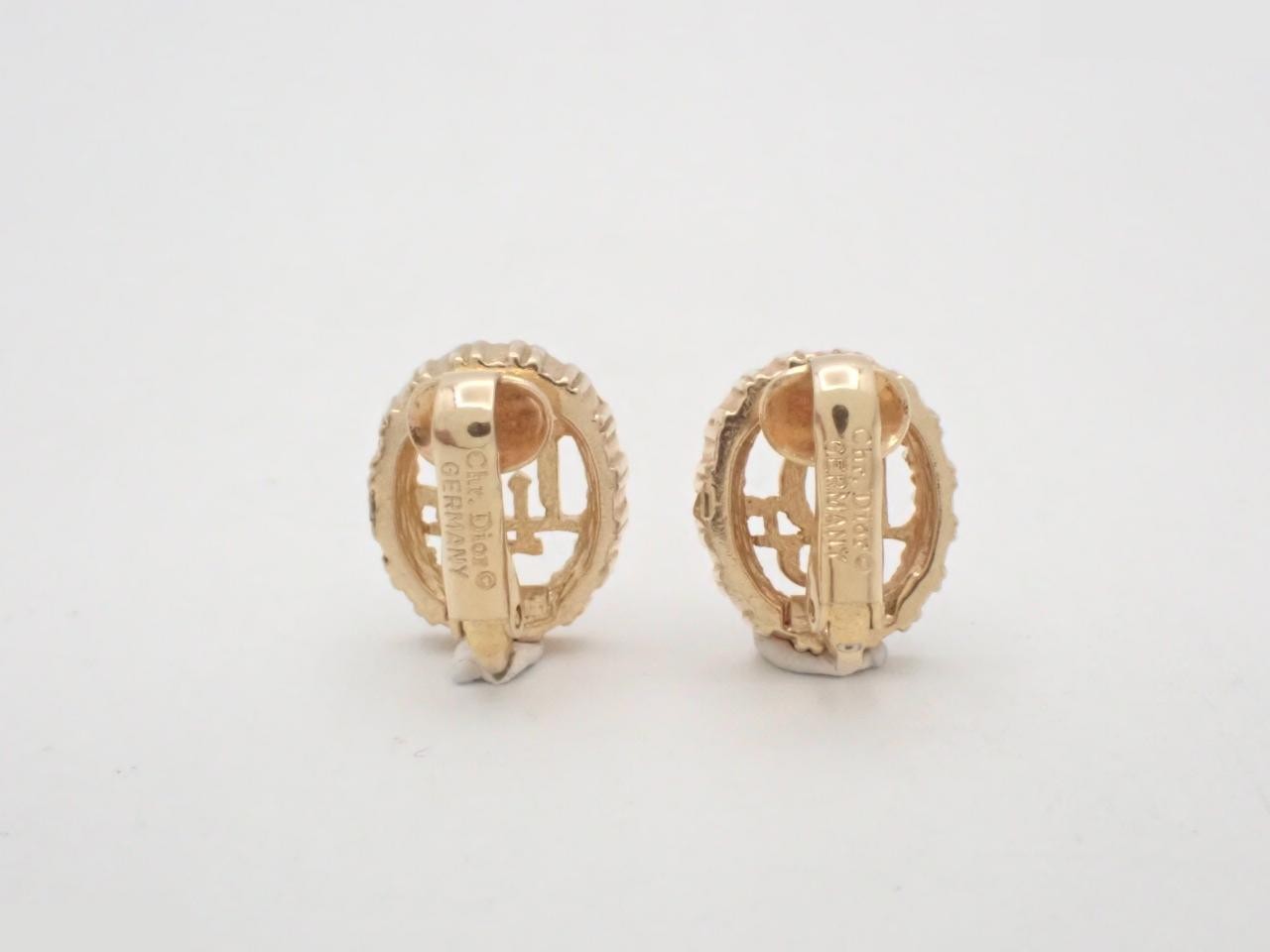 earrings — view 2