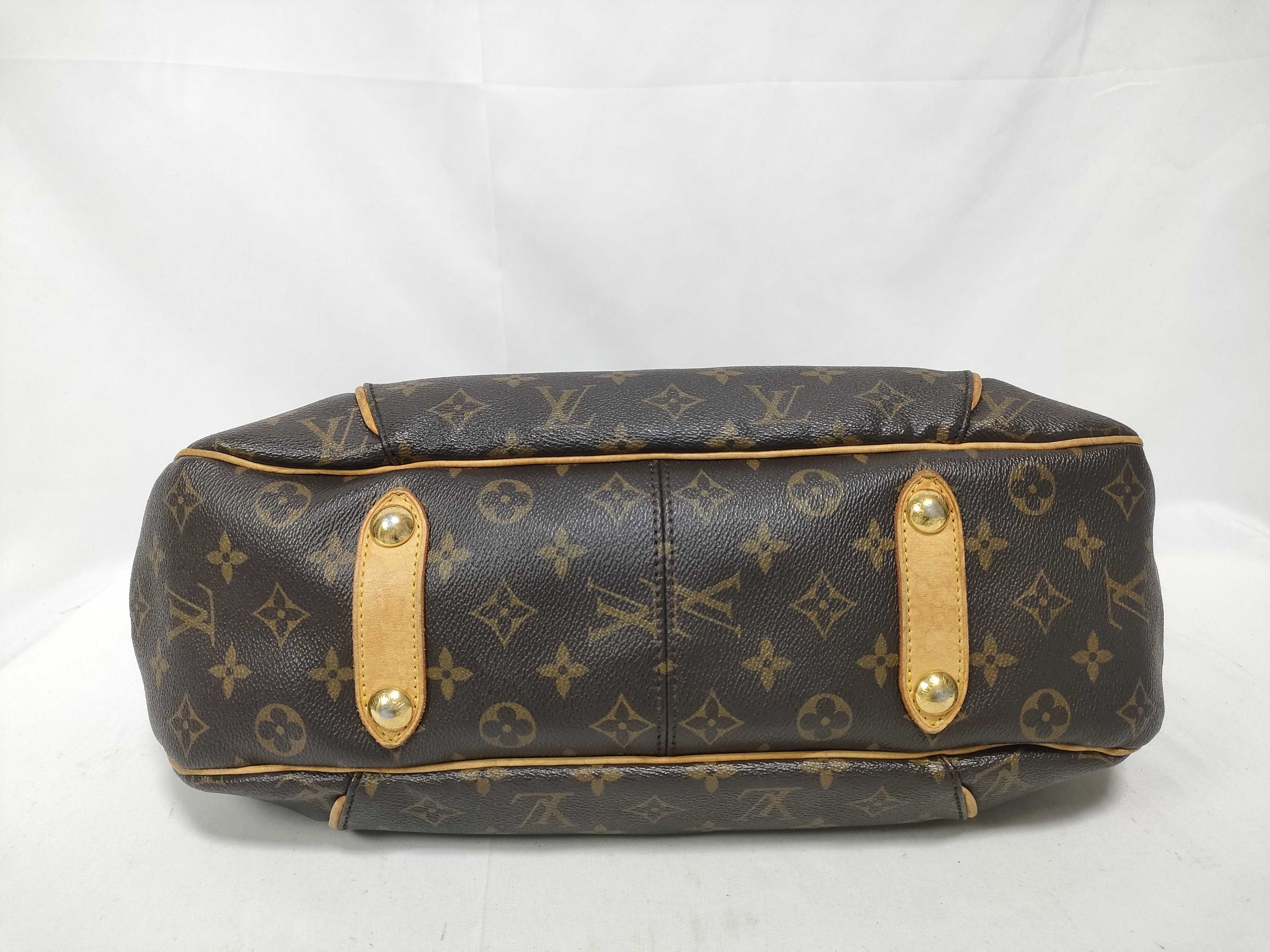 Monogram Galliera PM M56382 Shoulder Bag — view 3