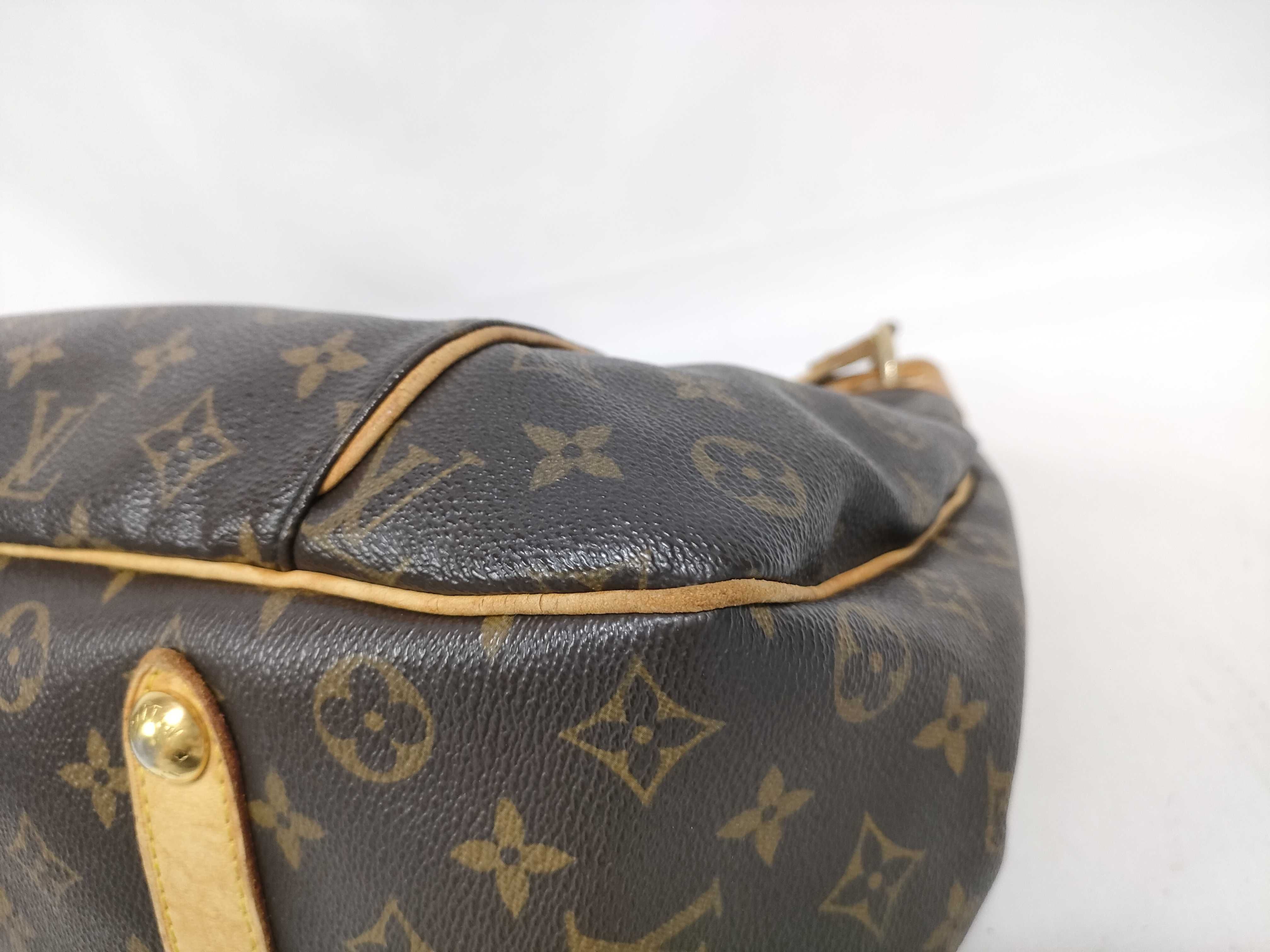 Monogram Galliera PM M56382 Shoulder Bag — view 4