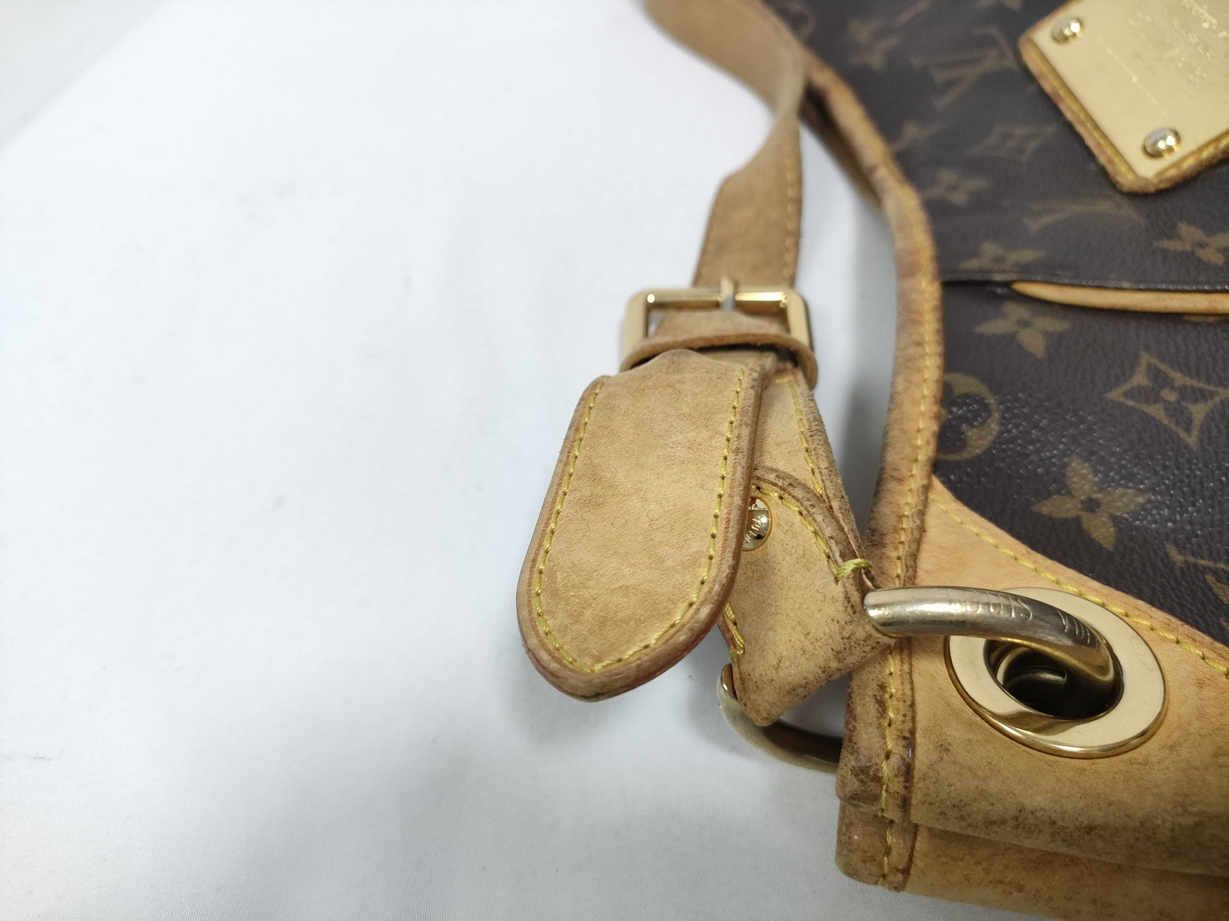 Monogram Galliera PM M56382 Shoulder Bag — view 8