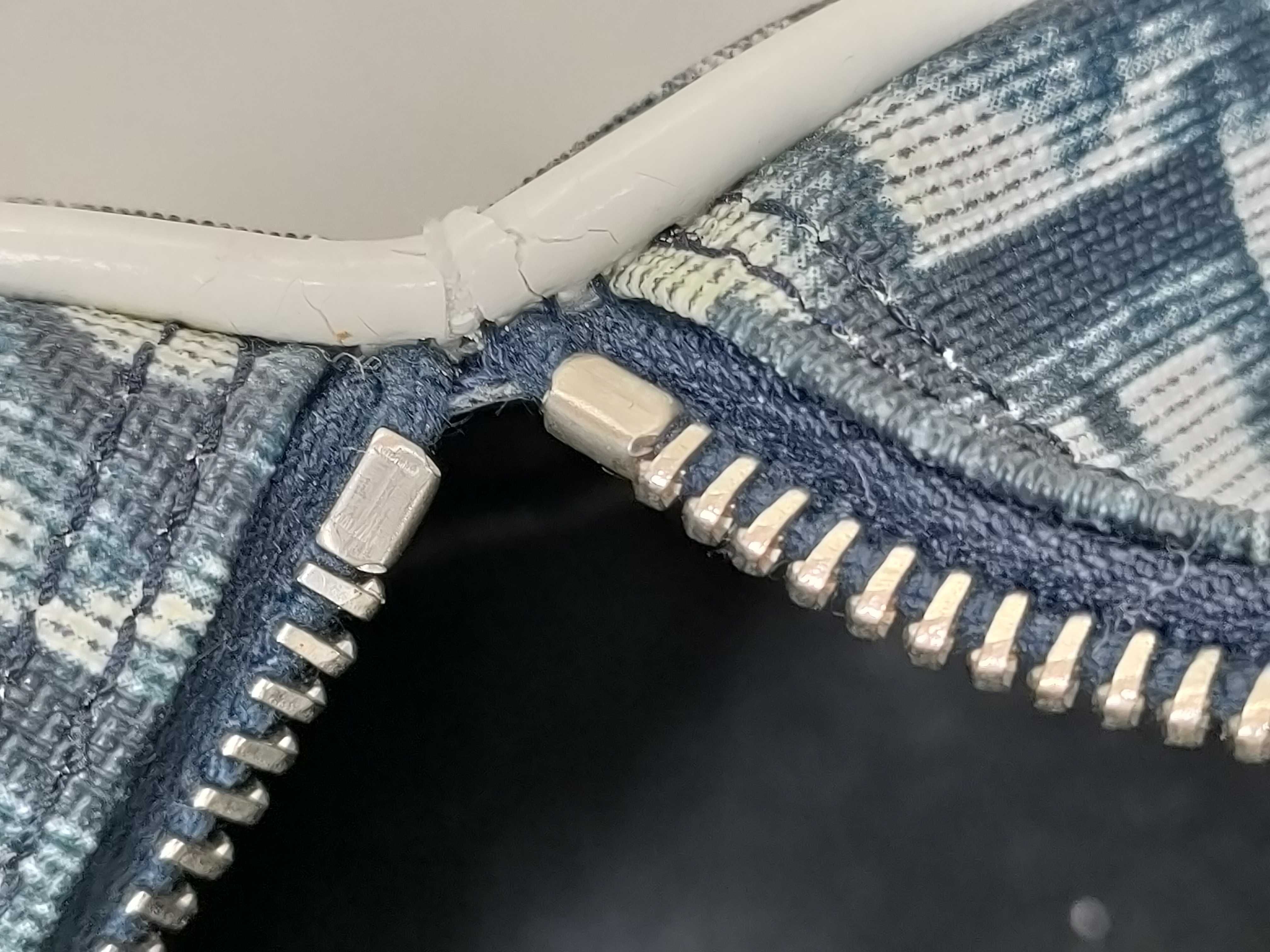 Trotter No.2 Pouch — view 9