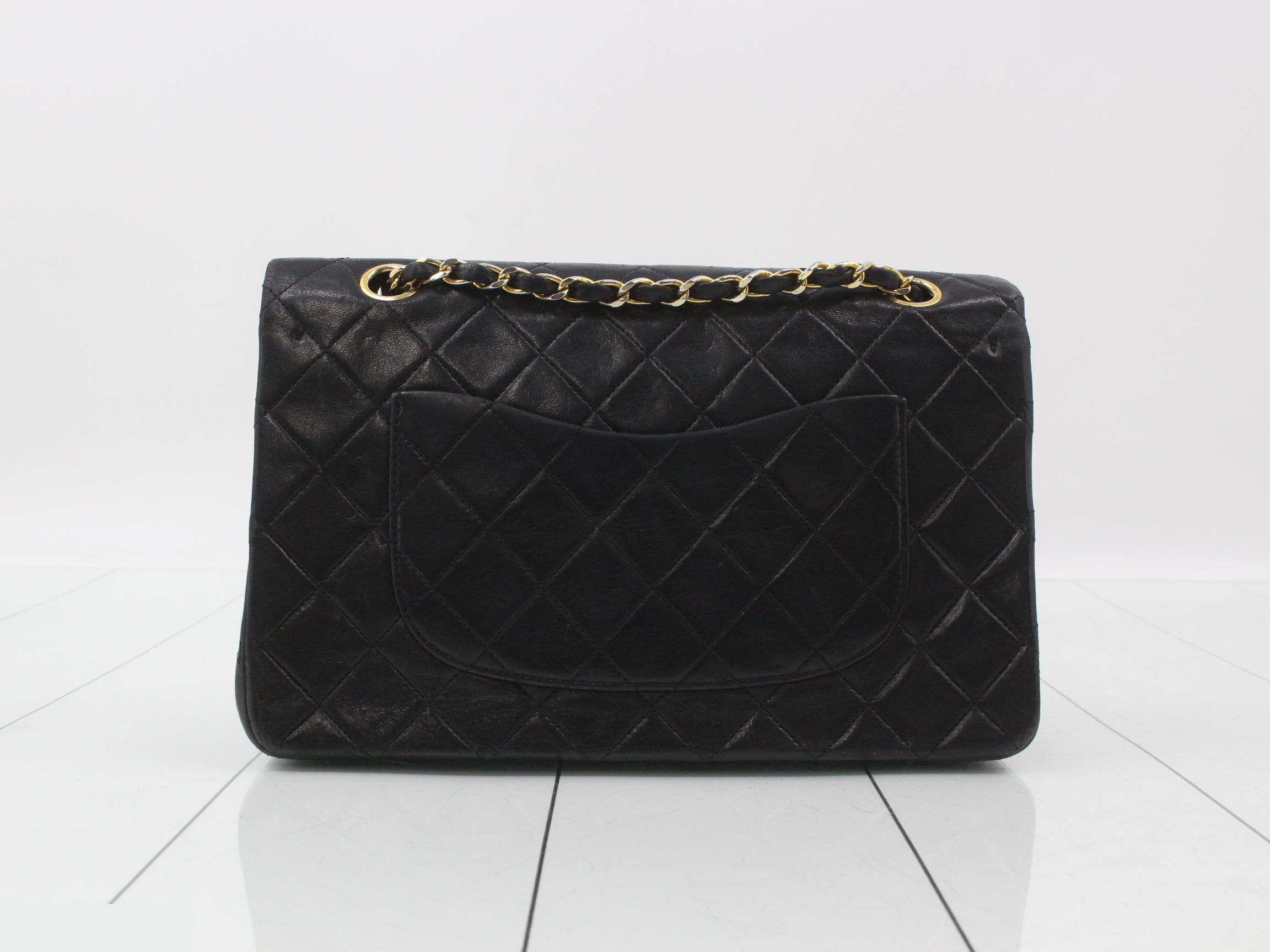 Matelassé Chain Shoulder Bag, Series 0 — view 2