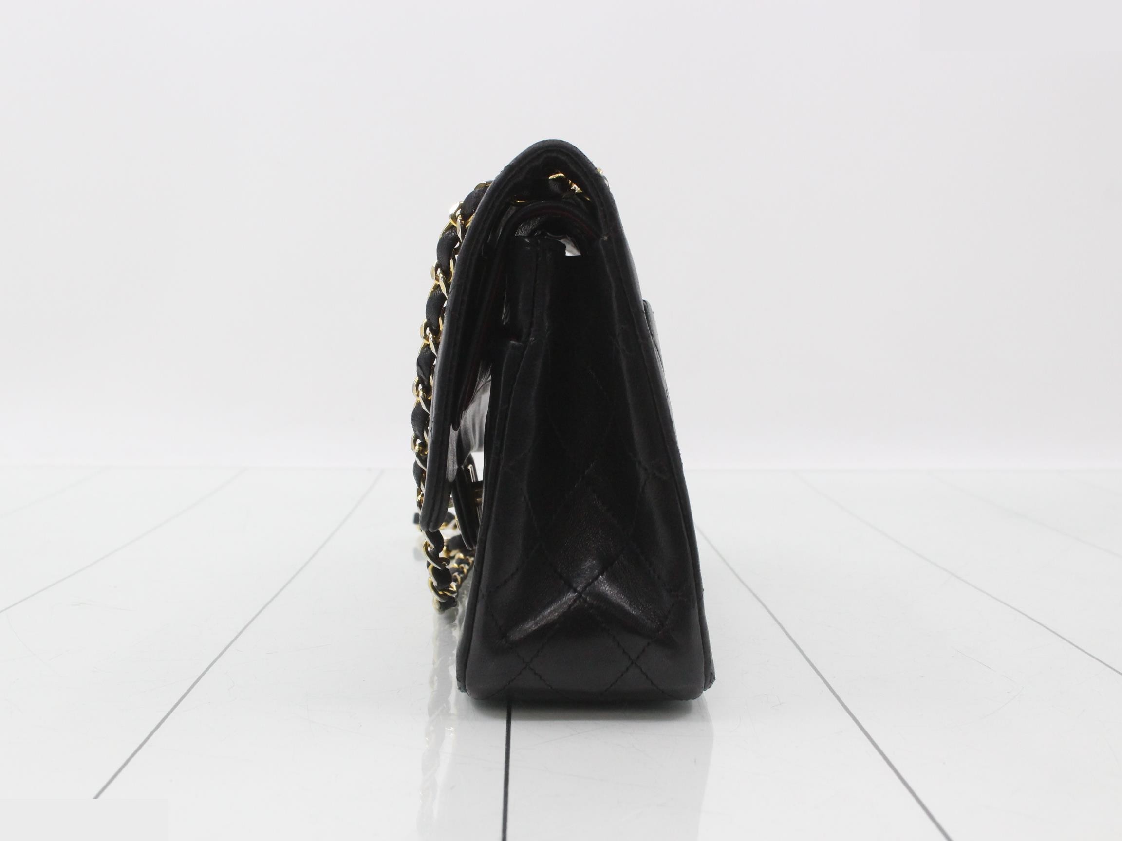 Matelassé Chain Shoulder Bag, Series 0 — view 3