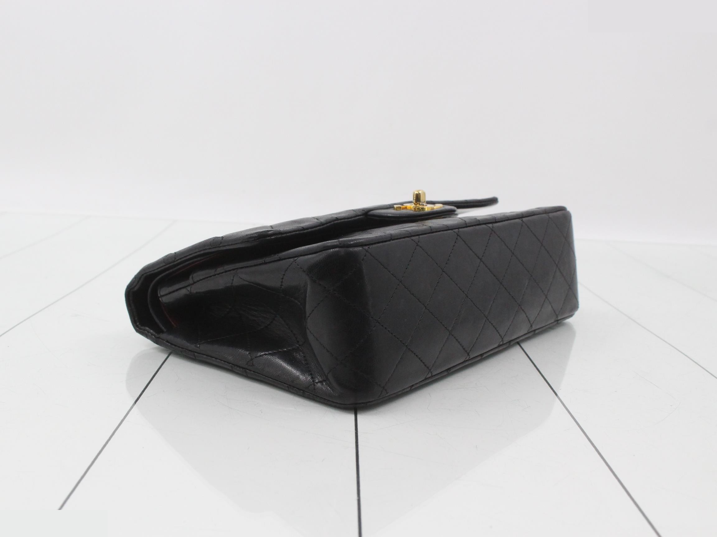 Matelassé Chain Shoulder Bag, Series 0 — view 5