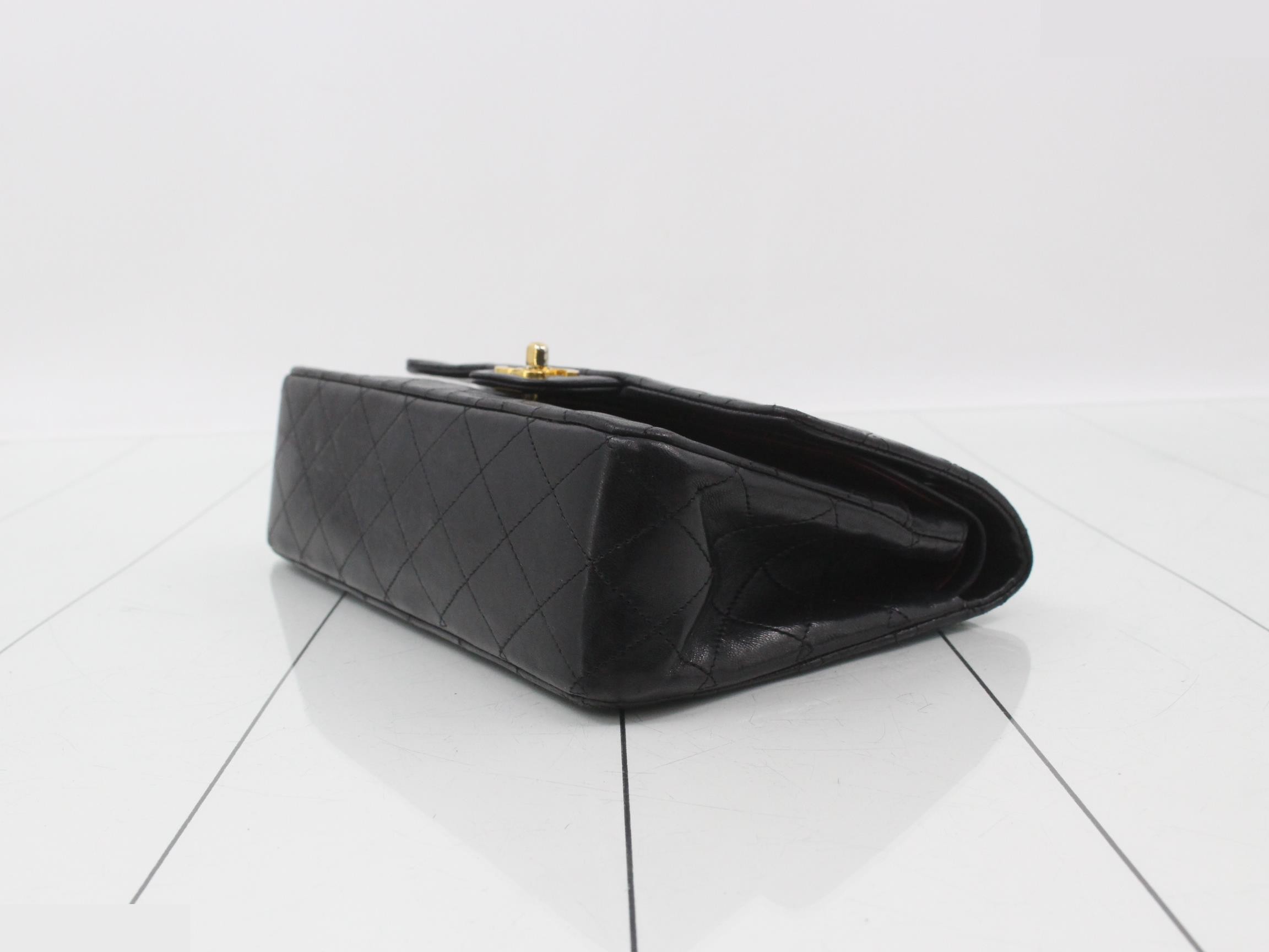 Matelassé Chain Shoulder Bag, Series 0 — view 6