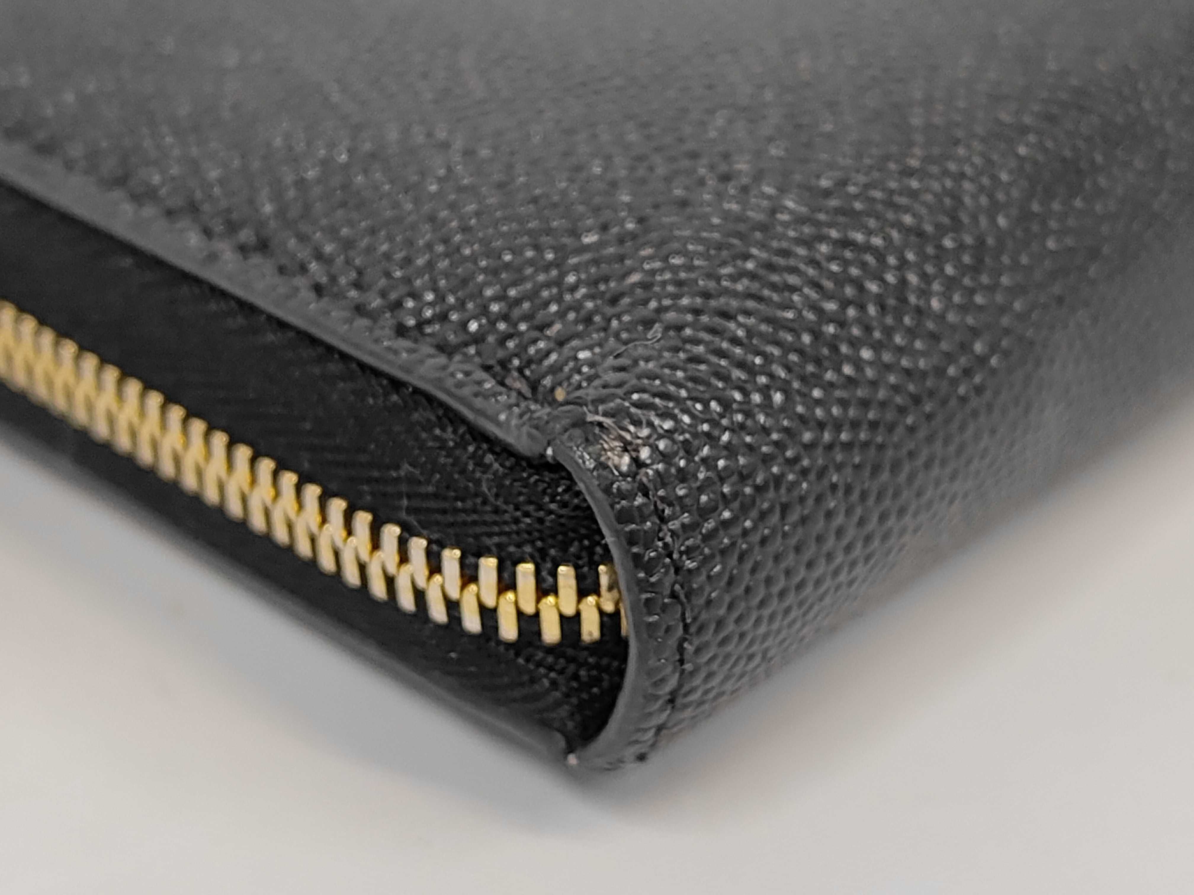 Burberry Leather Zippy Wallet Black — view 3