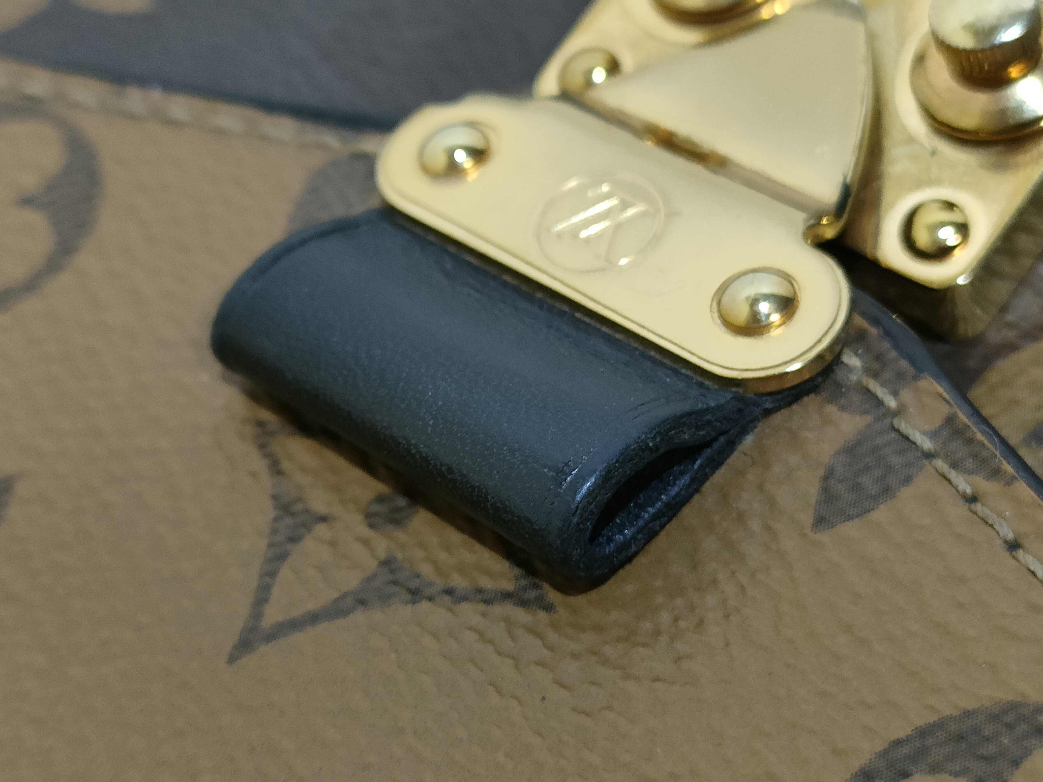 Monogram Louis Vuitton Pochette Métis Shoulder Bag Handbag — view 13