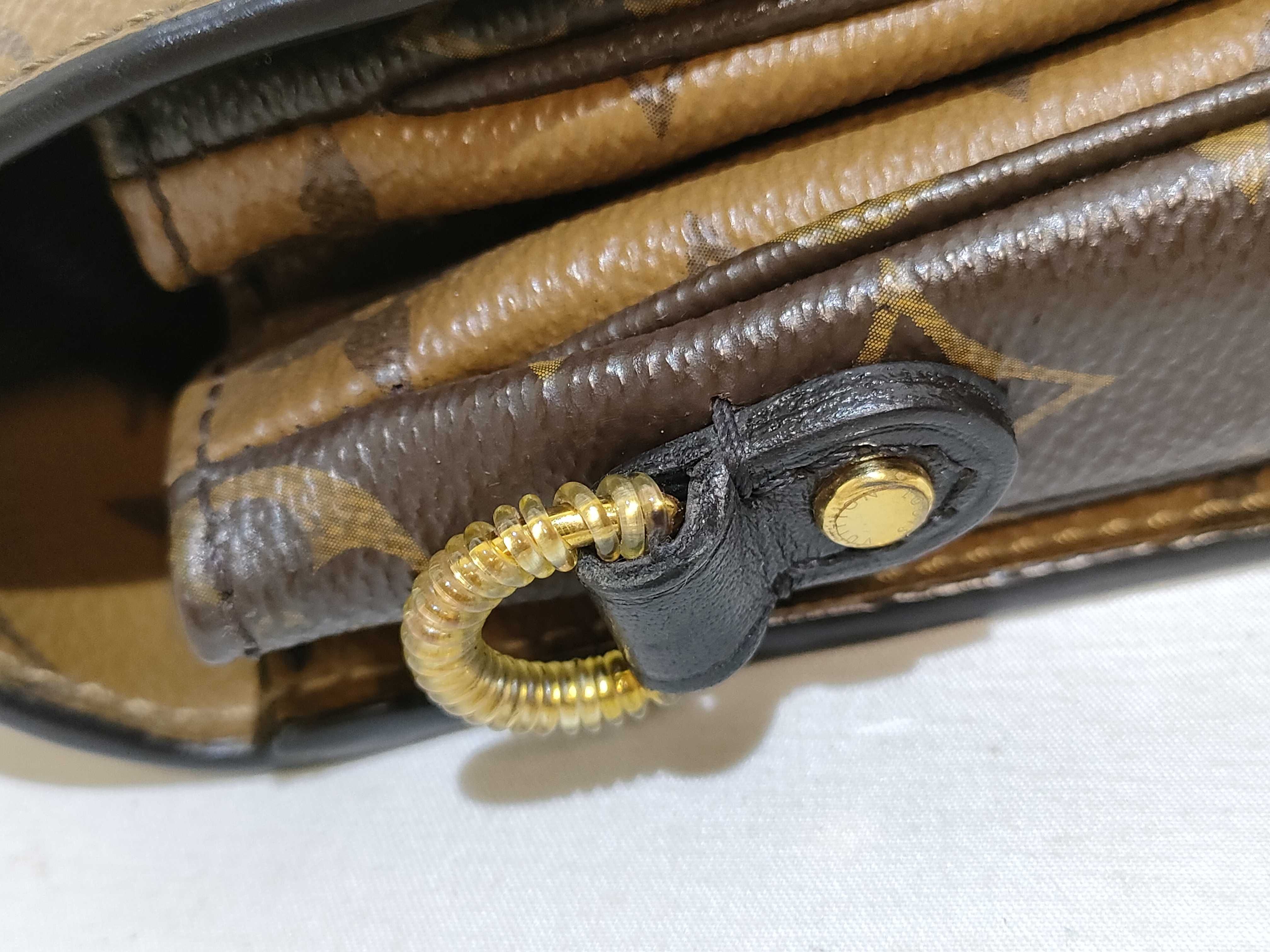 Monogram Louis Vuitton Pochette Métis Shoulder Bag Handbag — view 14