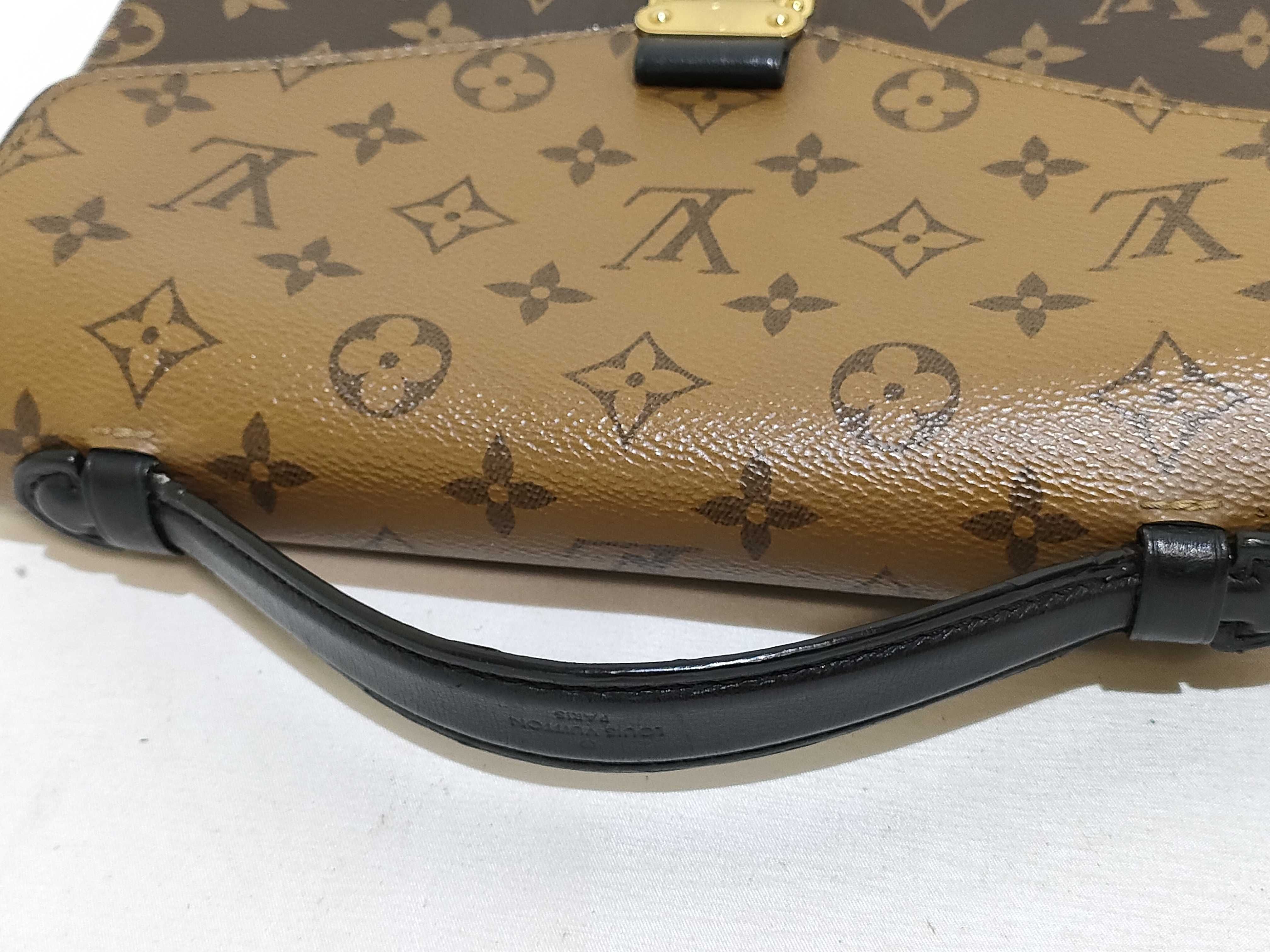 Monogram Louis Vuitton Pochette Métis Shoulder Bag Handbag — view 3