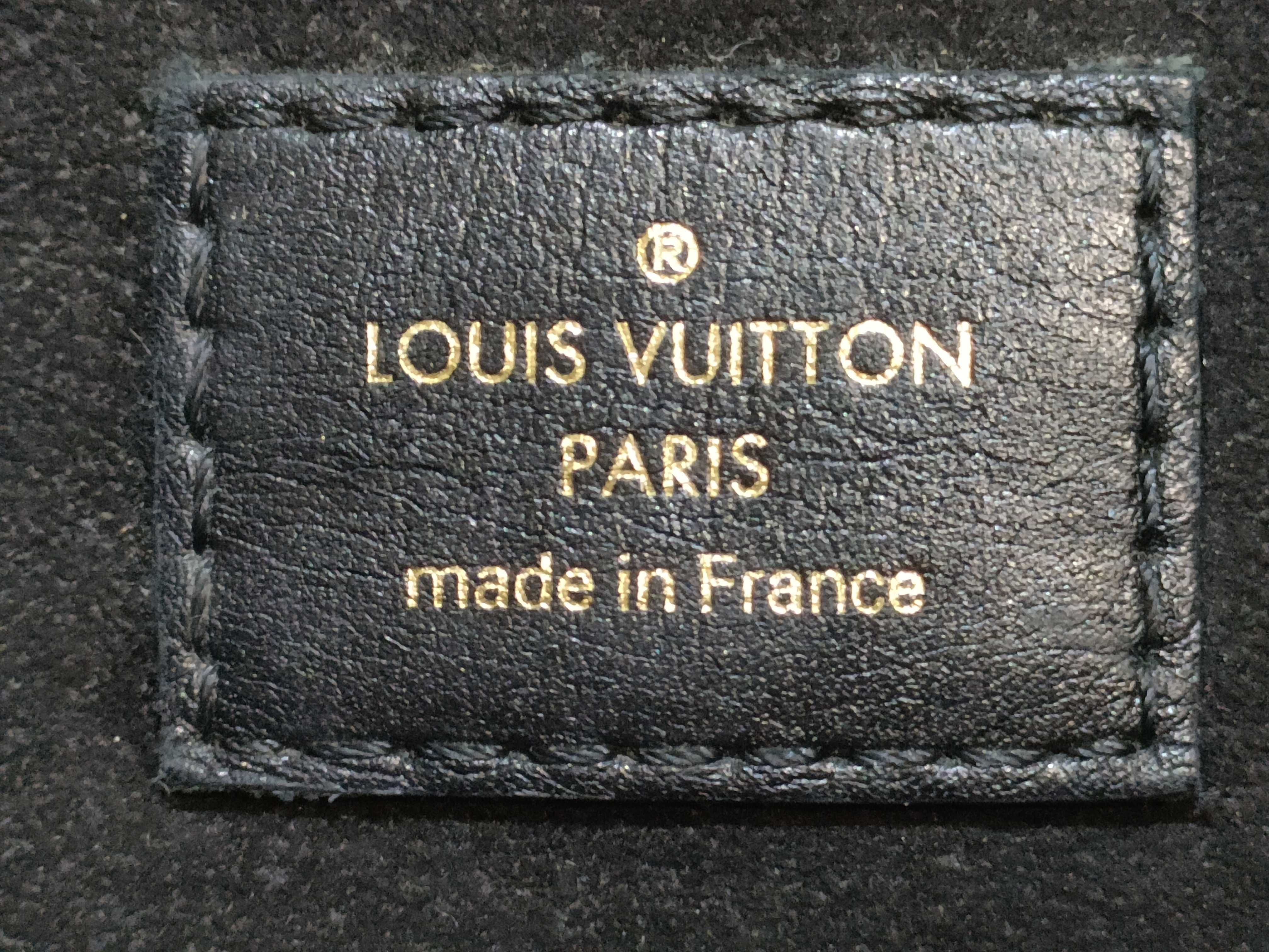 Monogram Louis Vuitton Pochette Métis Shoulder Bag Handbag — view 9