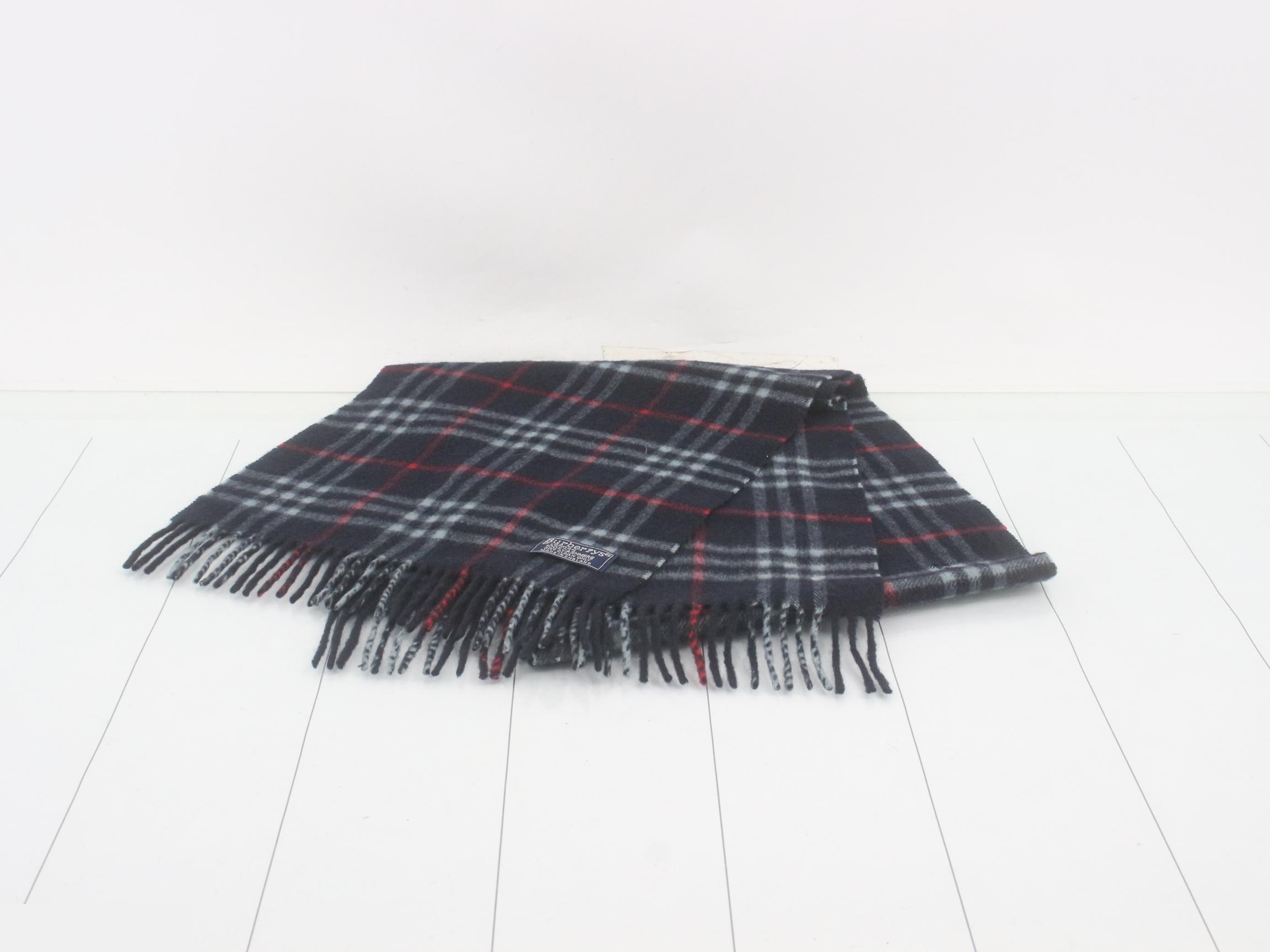 Other lines: Small items, accessories, and scarves — view 2