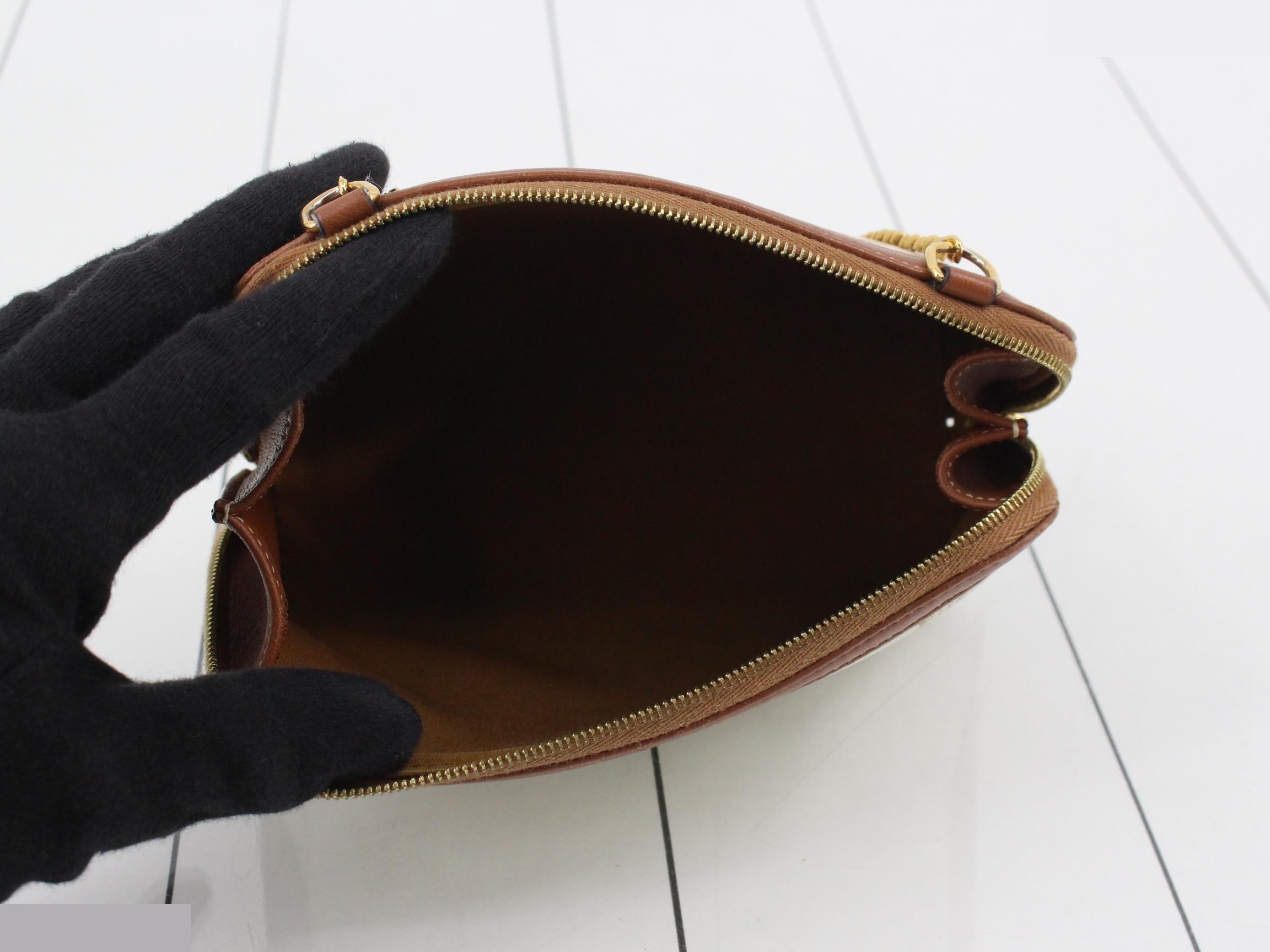 Triomphe Chain Shoulder Bag — view 4