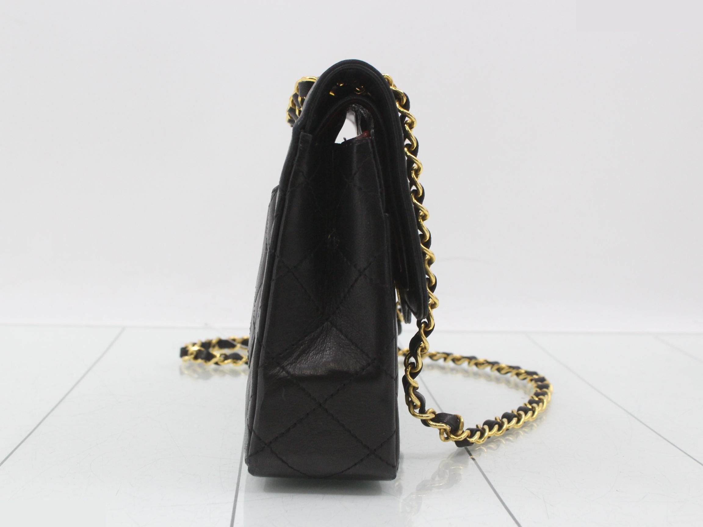 Matelassé Chain Shoulder Bag, Series 0 — view 4