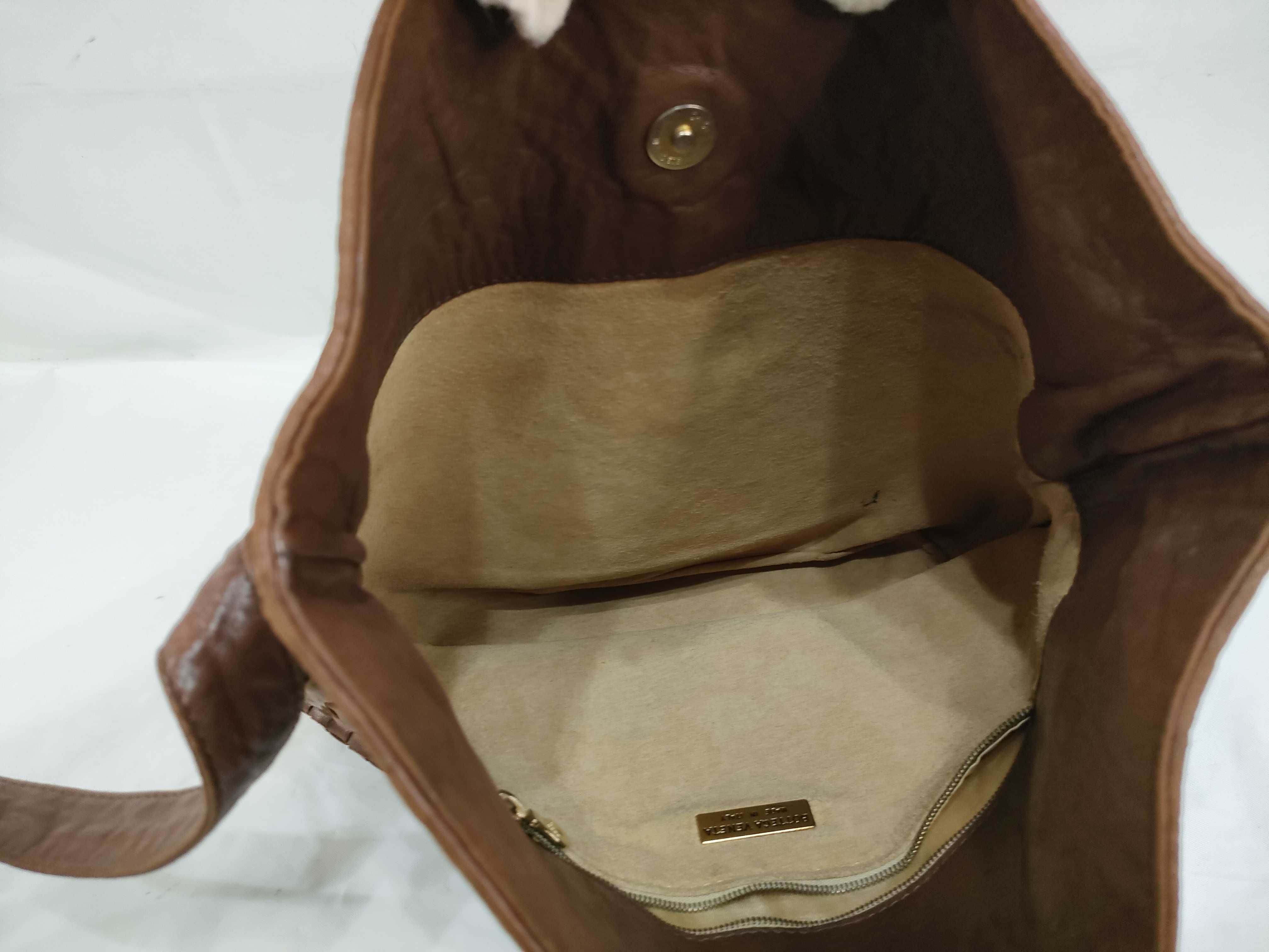 Intrecciato Bottega Leather Handbag Shoulder Bag — view 11