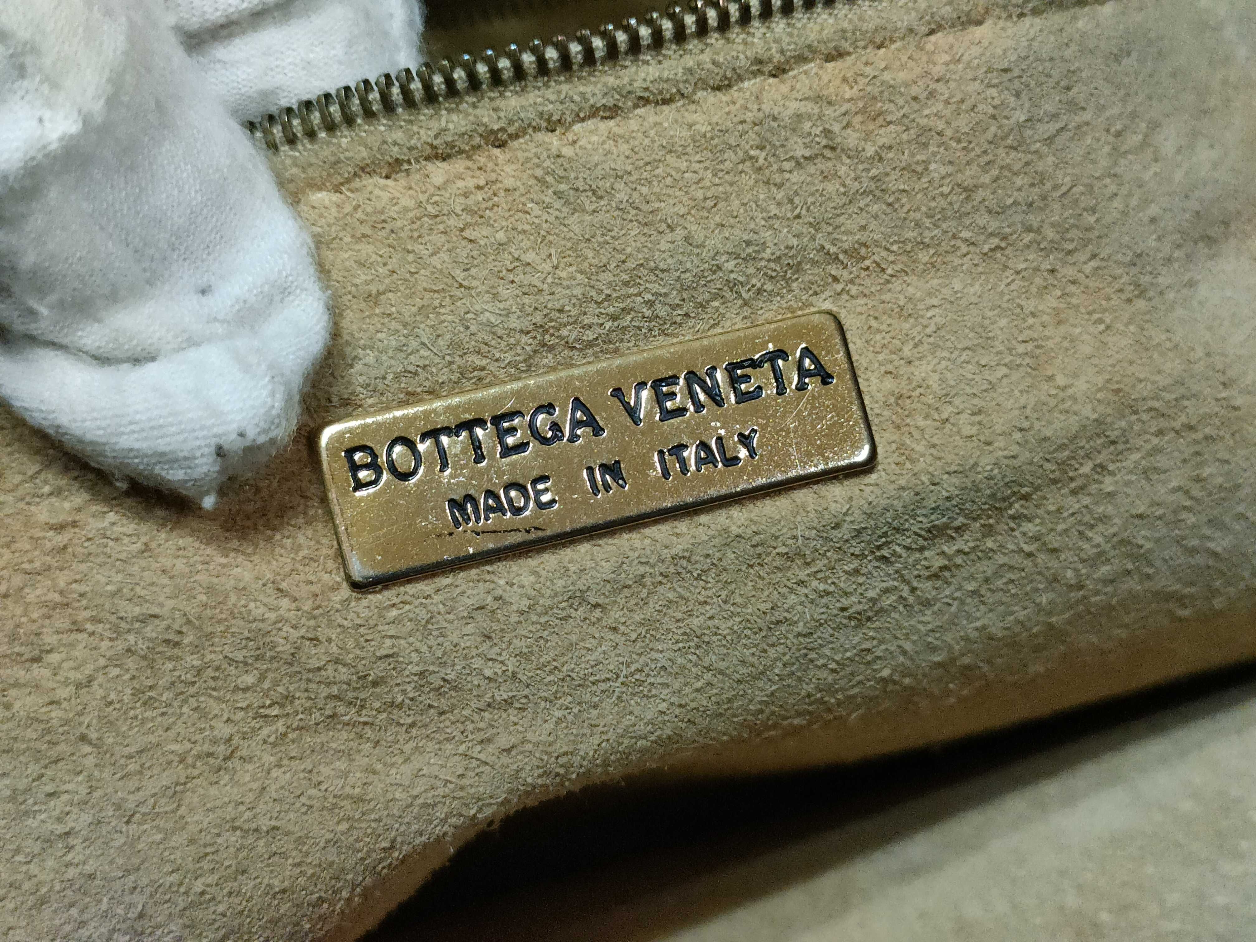Intrecciato Bottega Leather Handbag Shoulder Bag — view 15